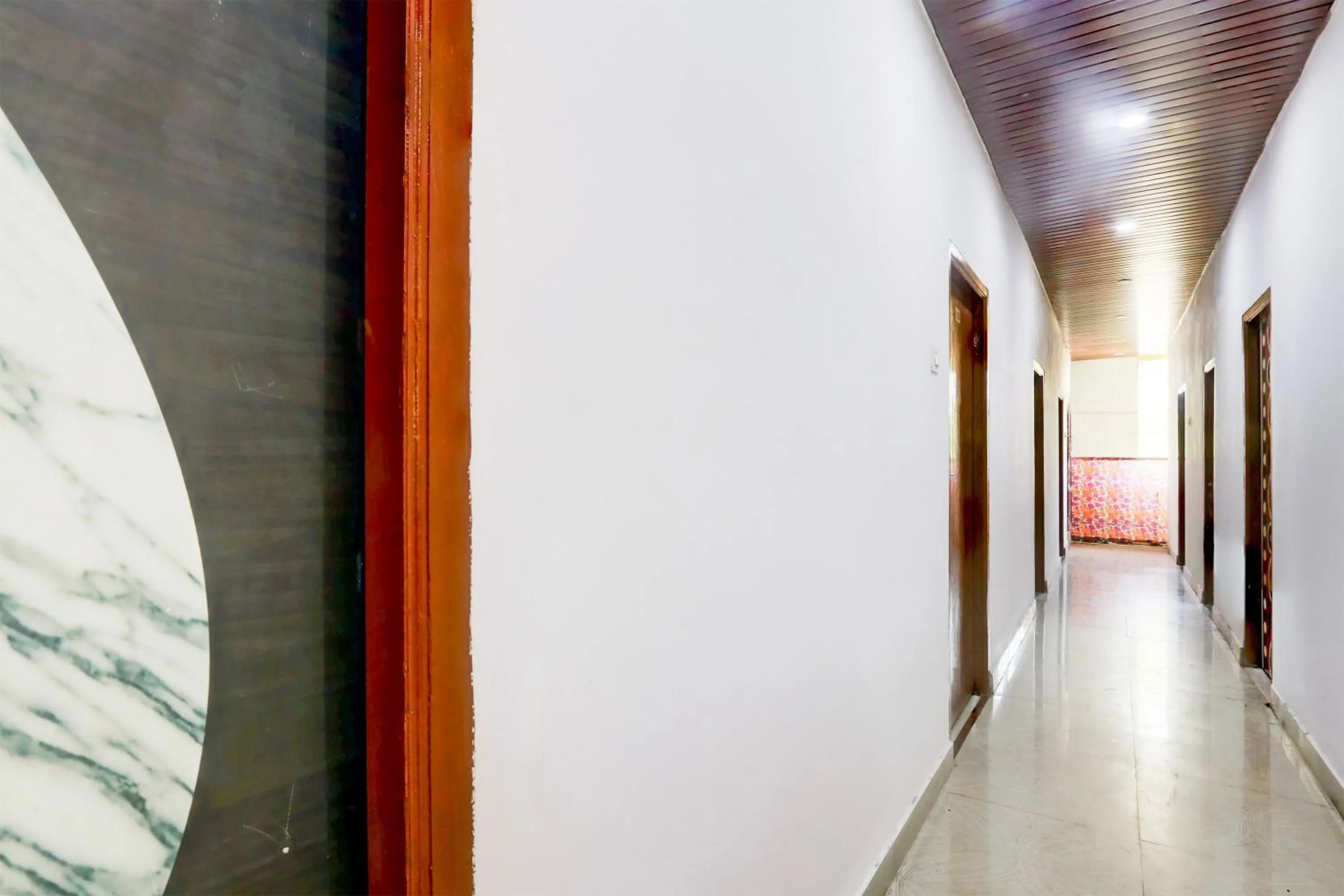 Lobby or reception in Hotel O by OYO Tara Grand luxury Rooms