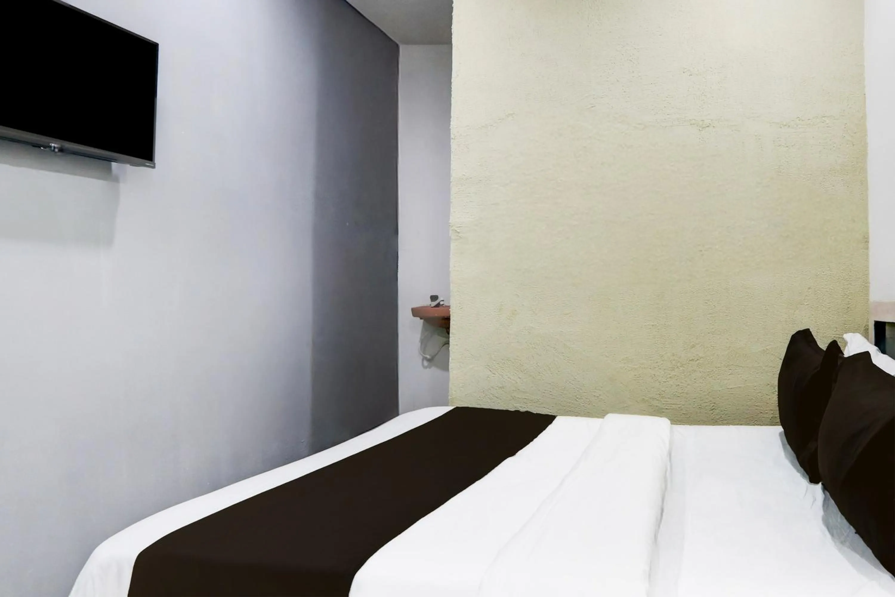 Bedroom, Bed in Hotel O by OYO Tara Grand luxury Rooms