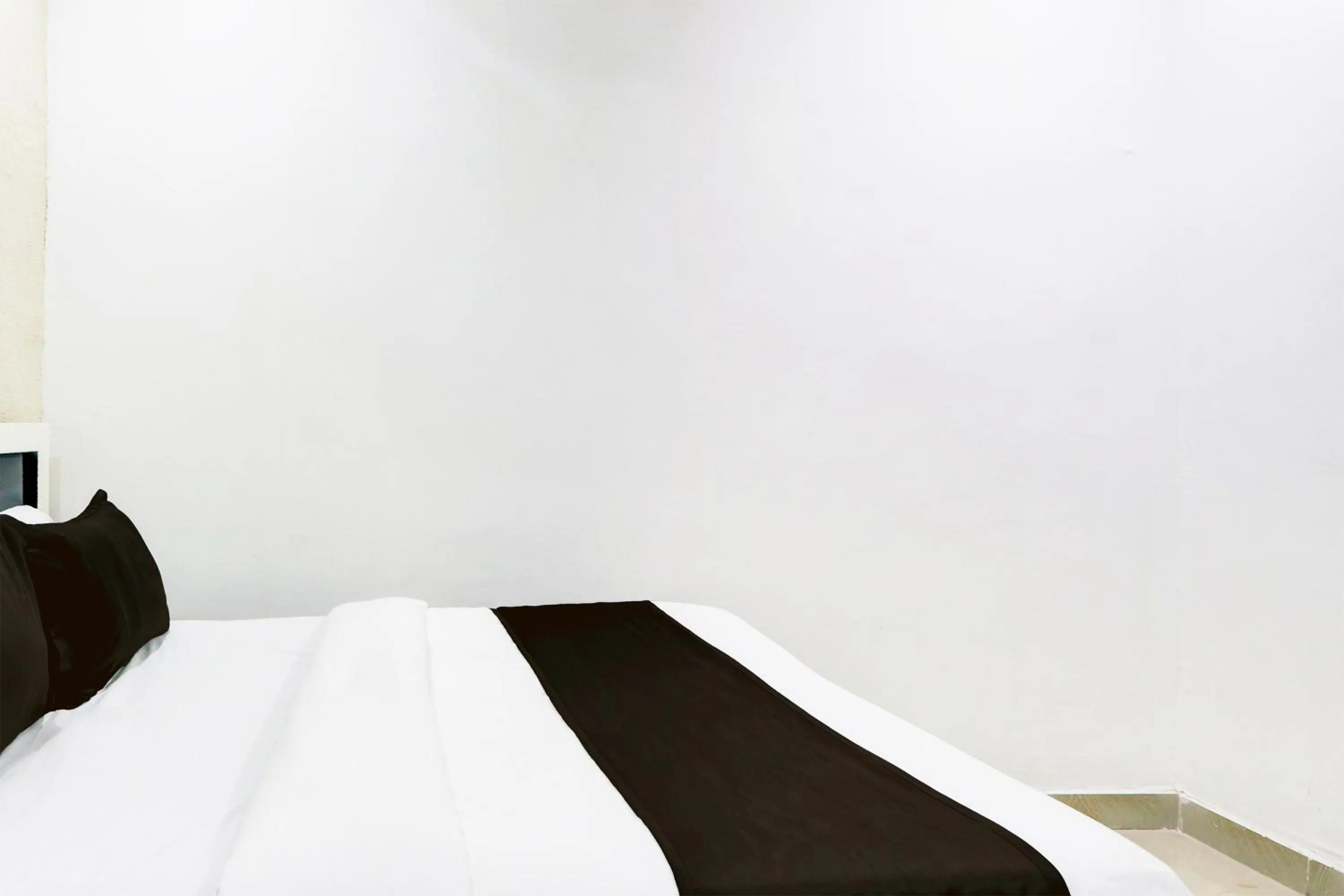 Bedroom, Bed in Hotel O by OYO Tara Grand luxury Rooms