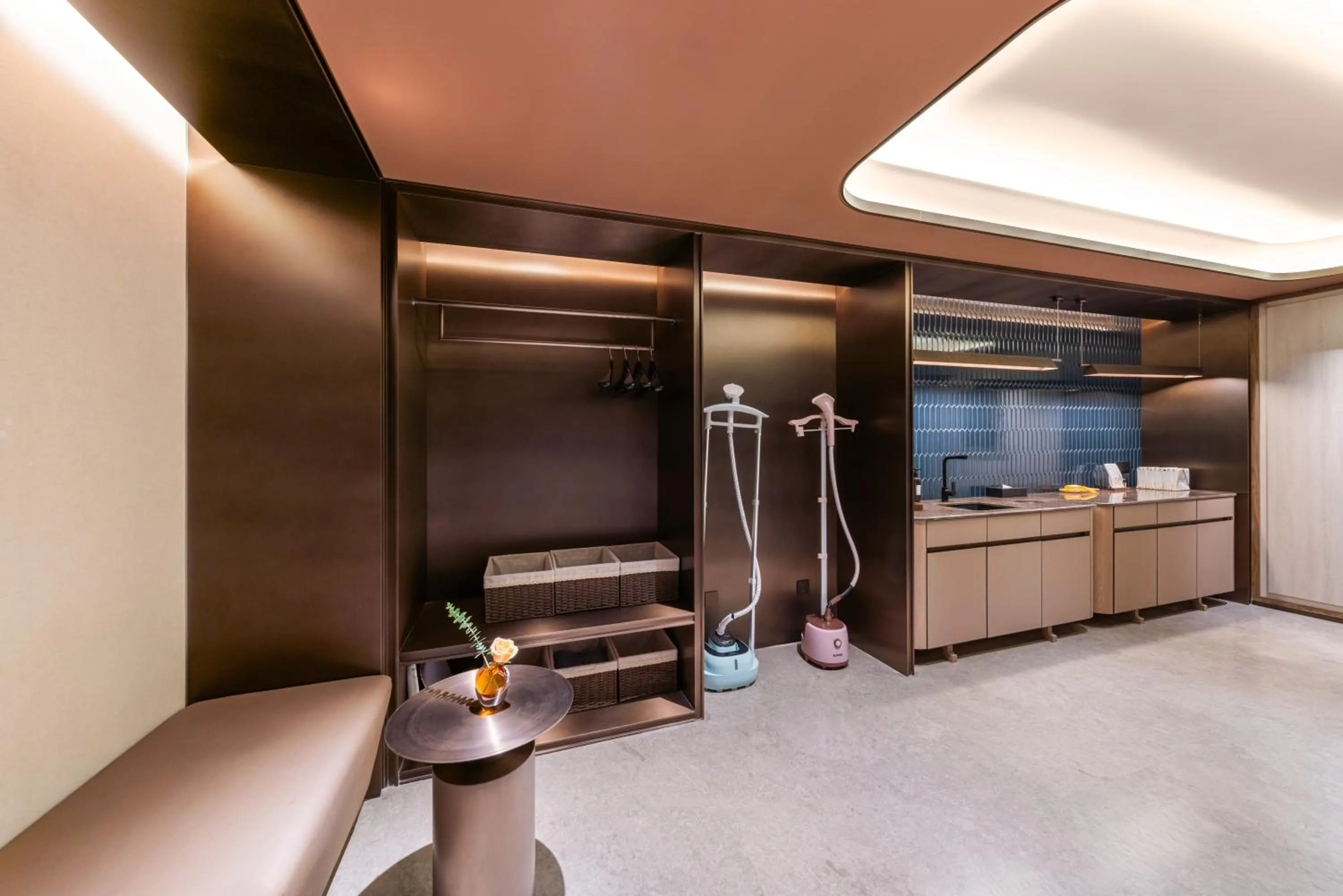 laundry in Crystal Orange Hotel Shanghai The Bund Yu Garden