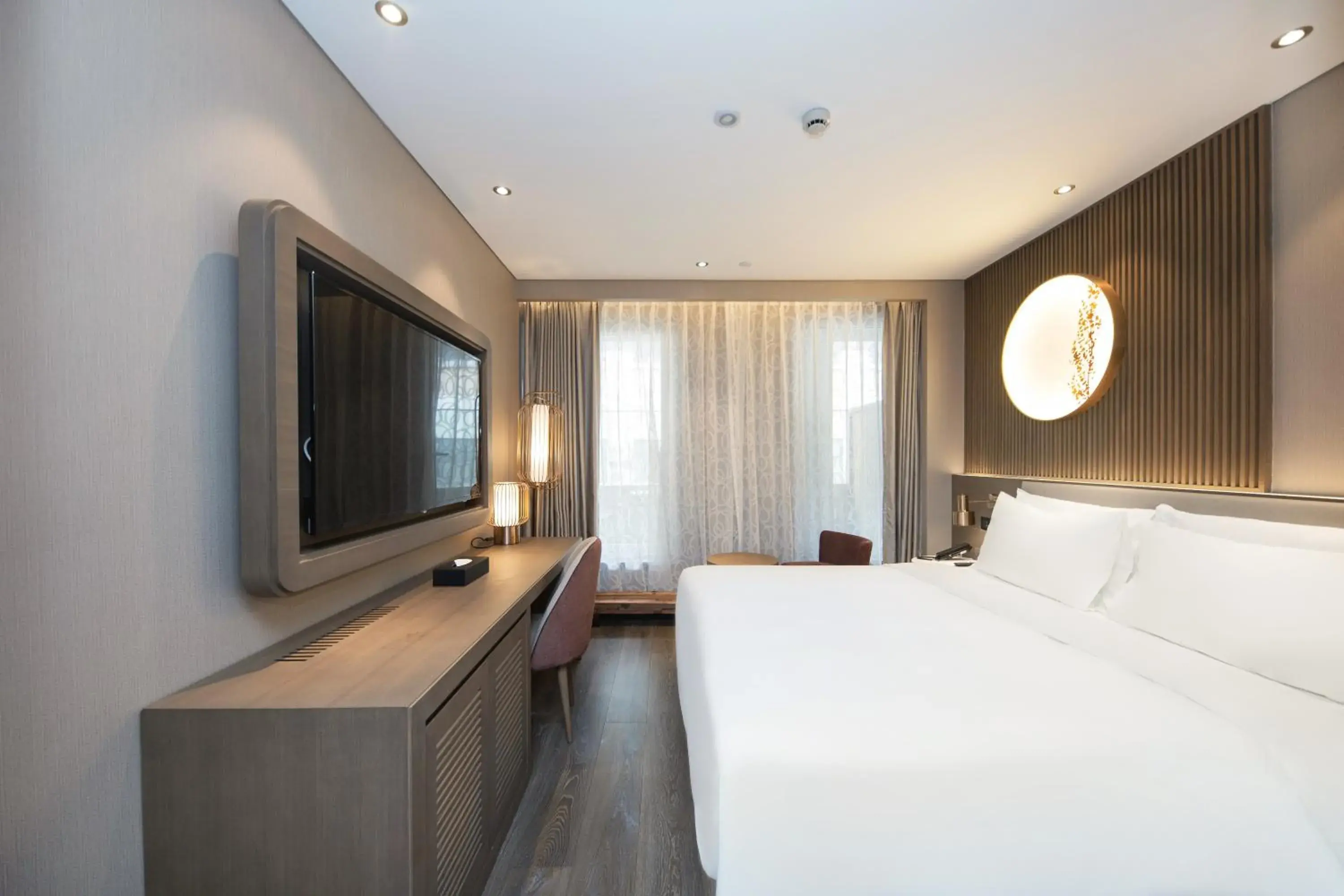 Deluxe Single Room - single occupancy in Crystal Orange Hotel Shanghai The Bund Yu Garden Deluxe Single Room - single occupancy in Crystal Orange Hotel Shanghai The Bund Yu Garden