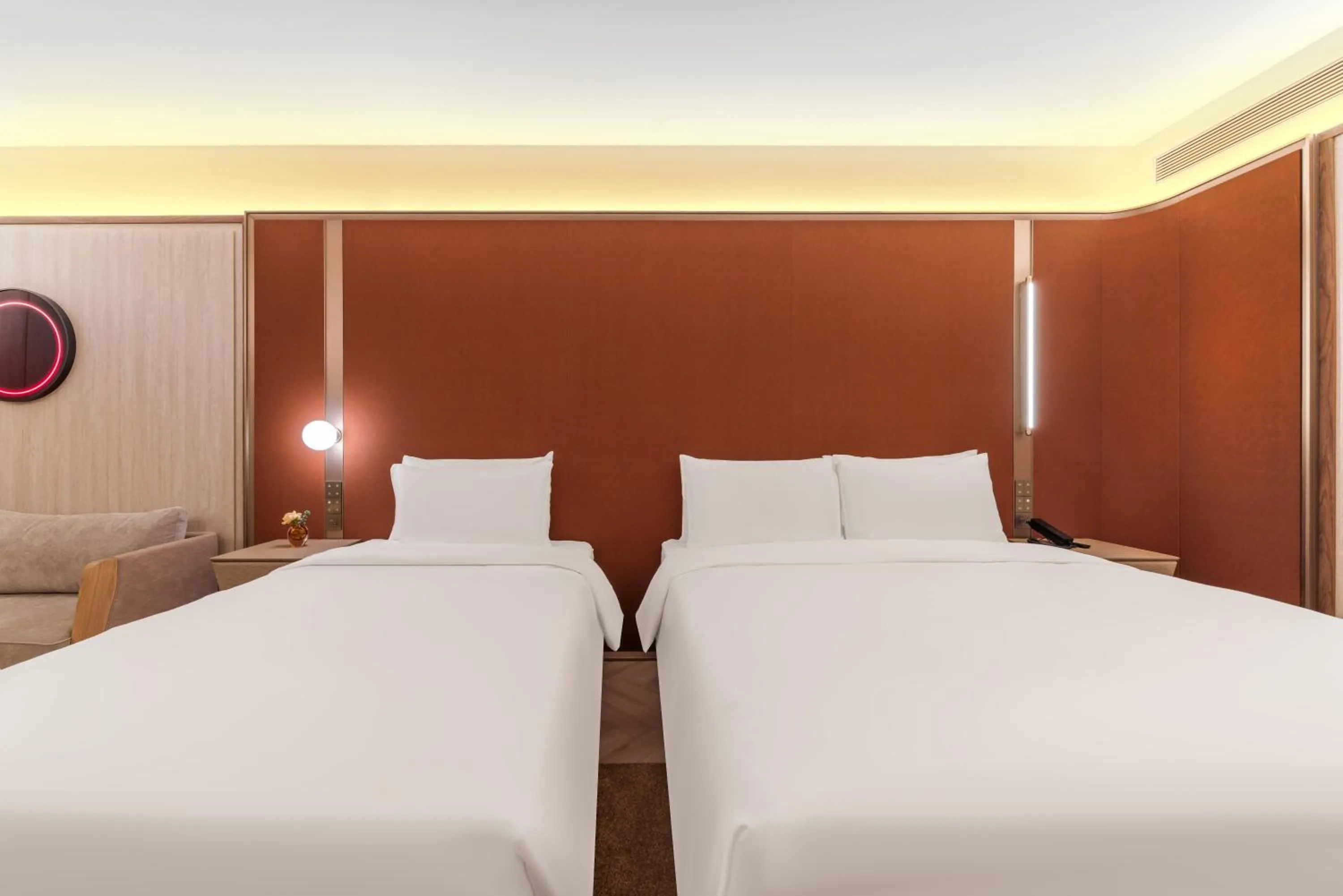 Bed in Crystal Orange Hotel Shanghai The Bund Yu Garden