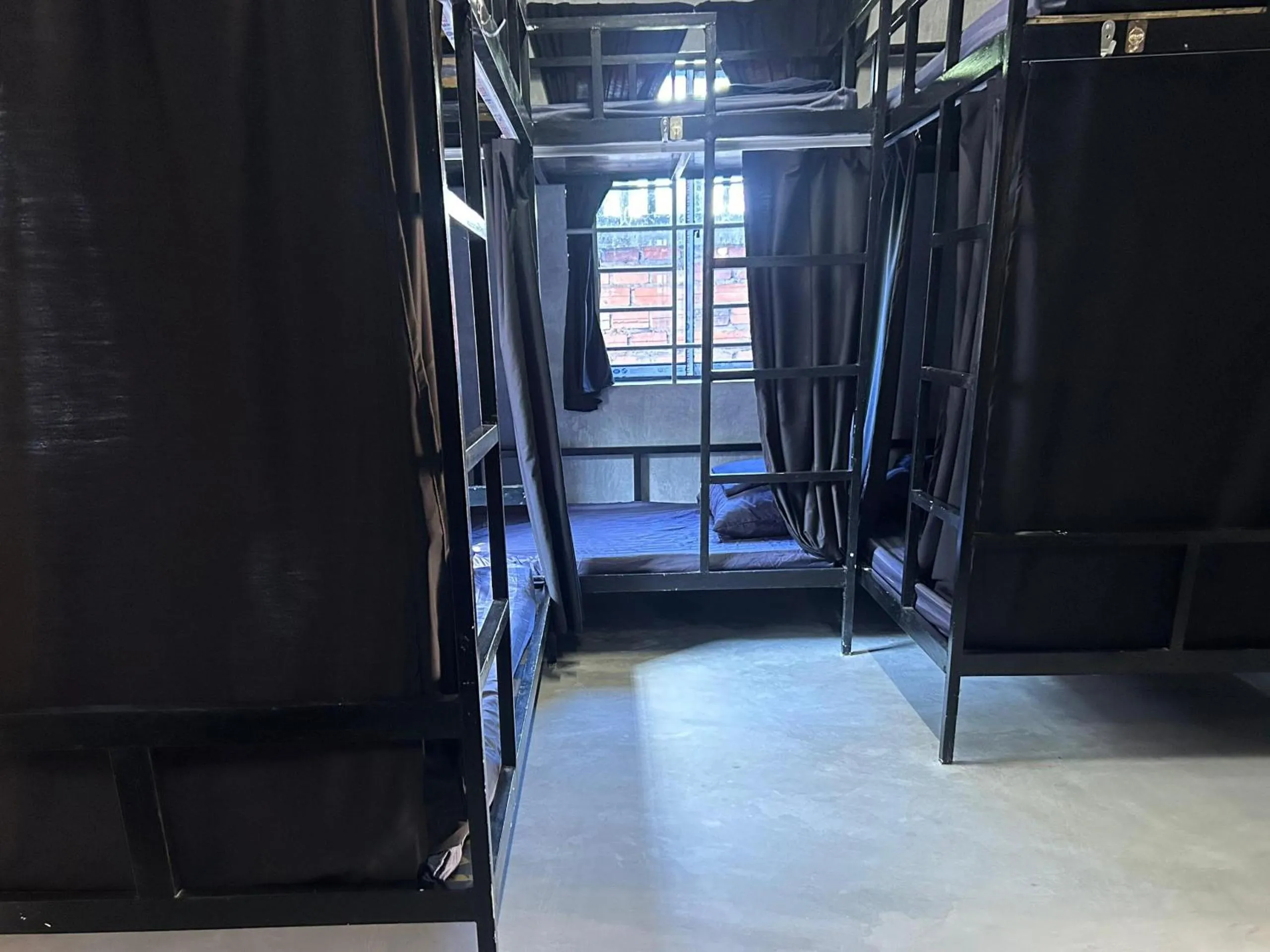 bunk bed in The Drop Inn