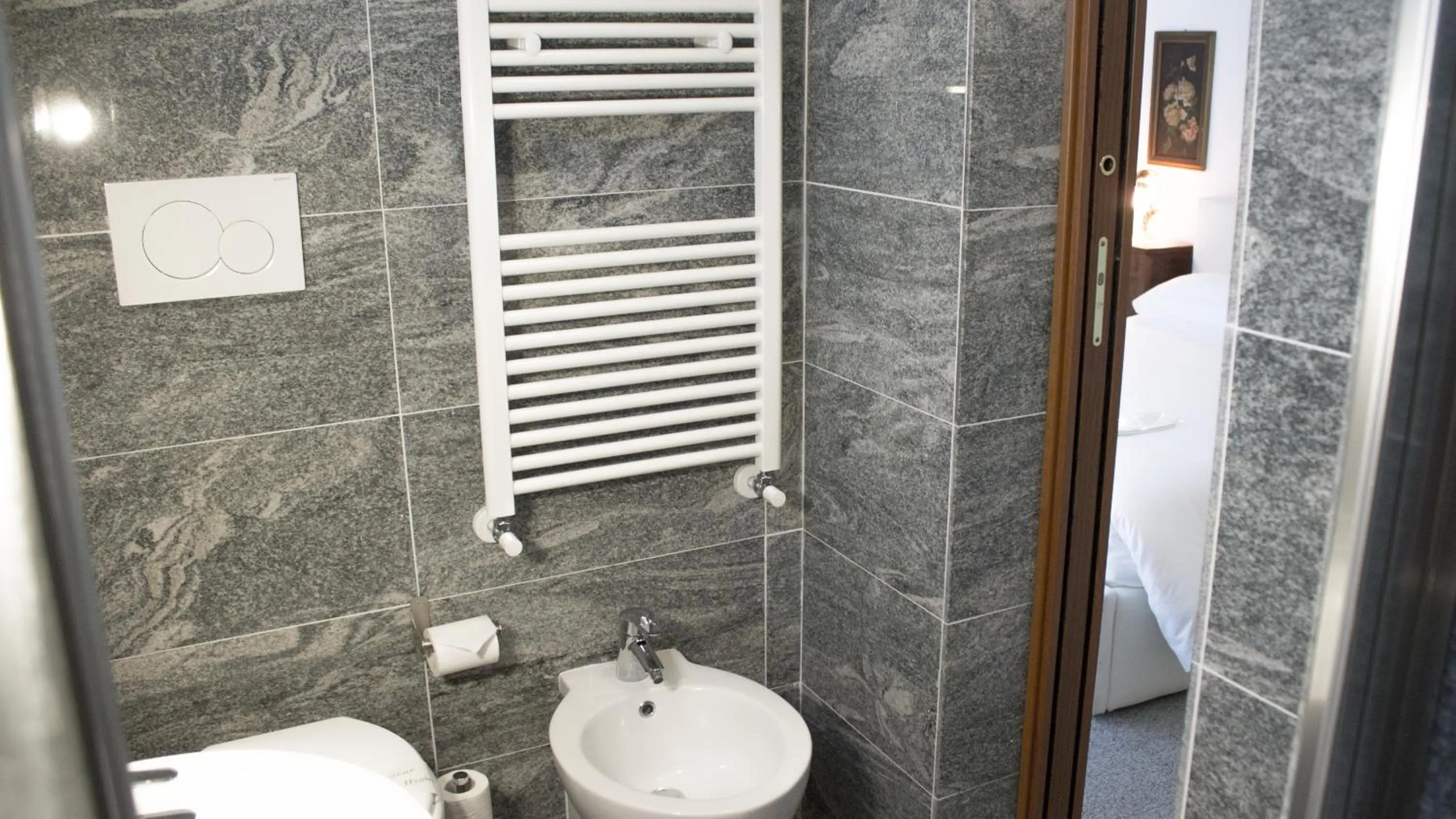 Bathroom in Aiello Suites Milan