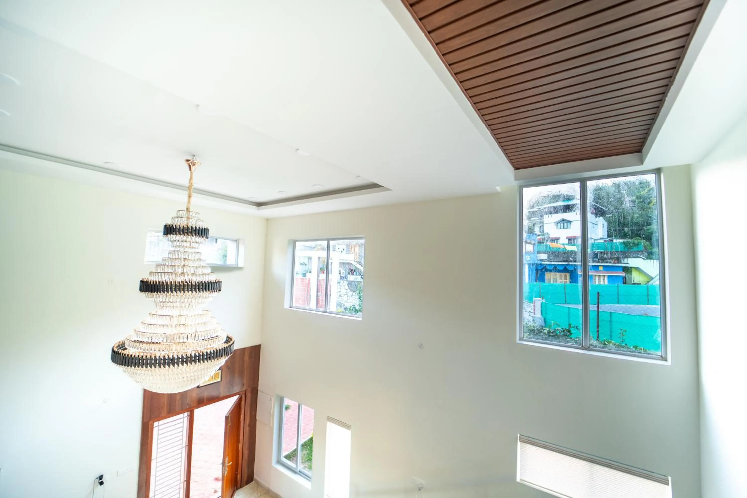 Kitchen or kitchenette in Queen's Hotel Mount garden Kodaikanal