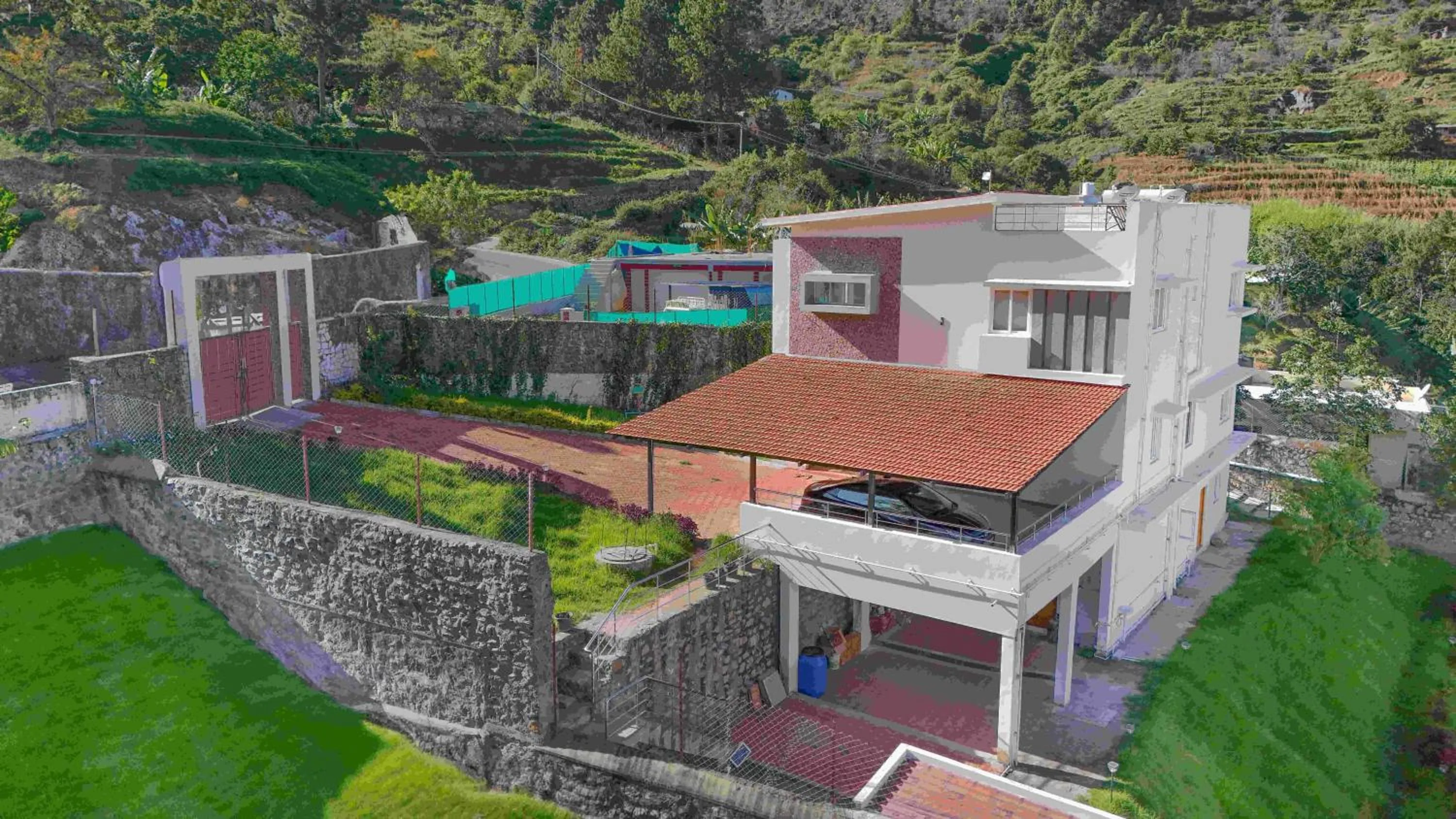Property building in Queen's Hotel Mount garden Kodaikanal