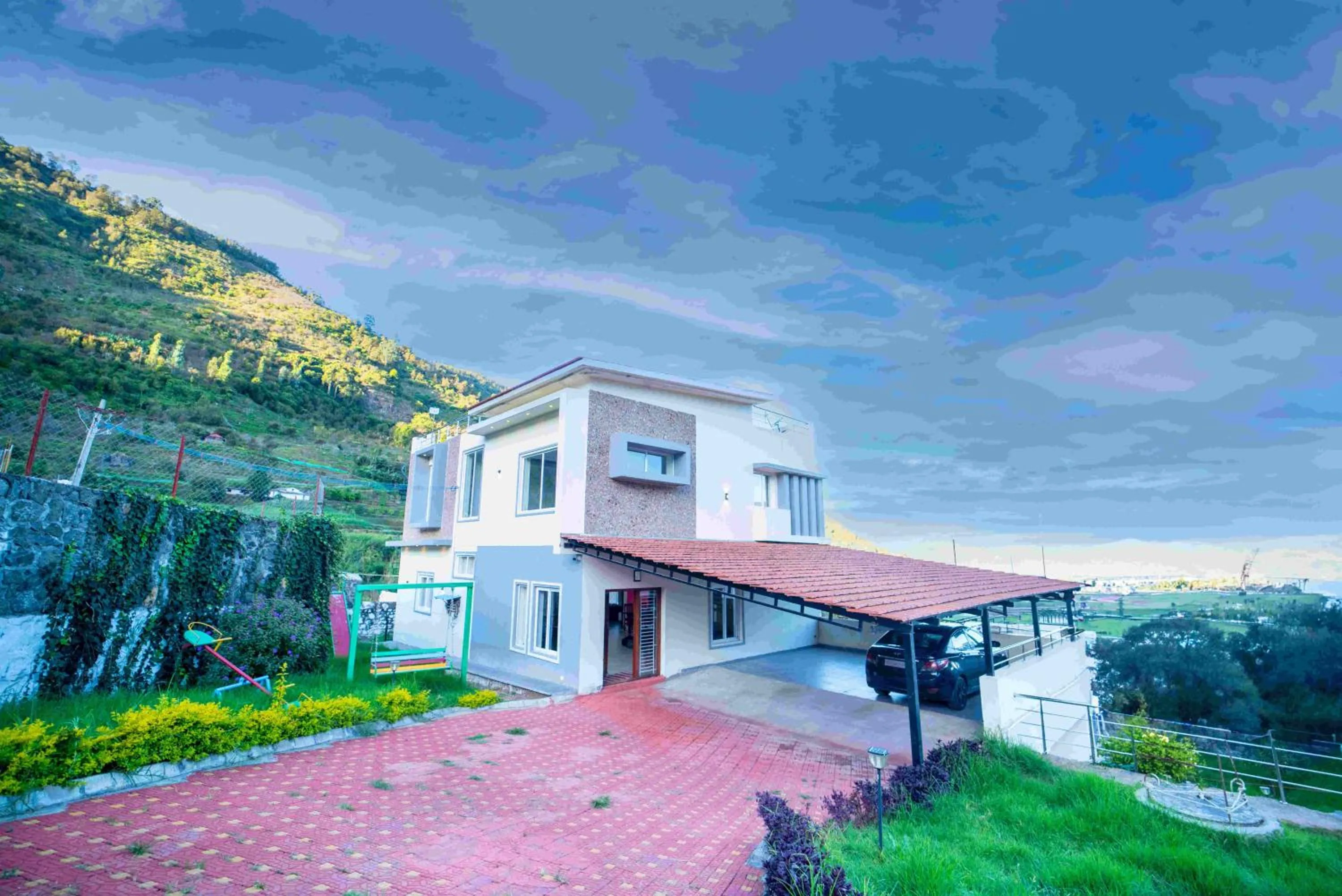 Property building in Queen's Hotel Mount garden Kodaikanal