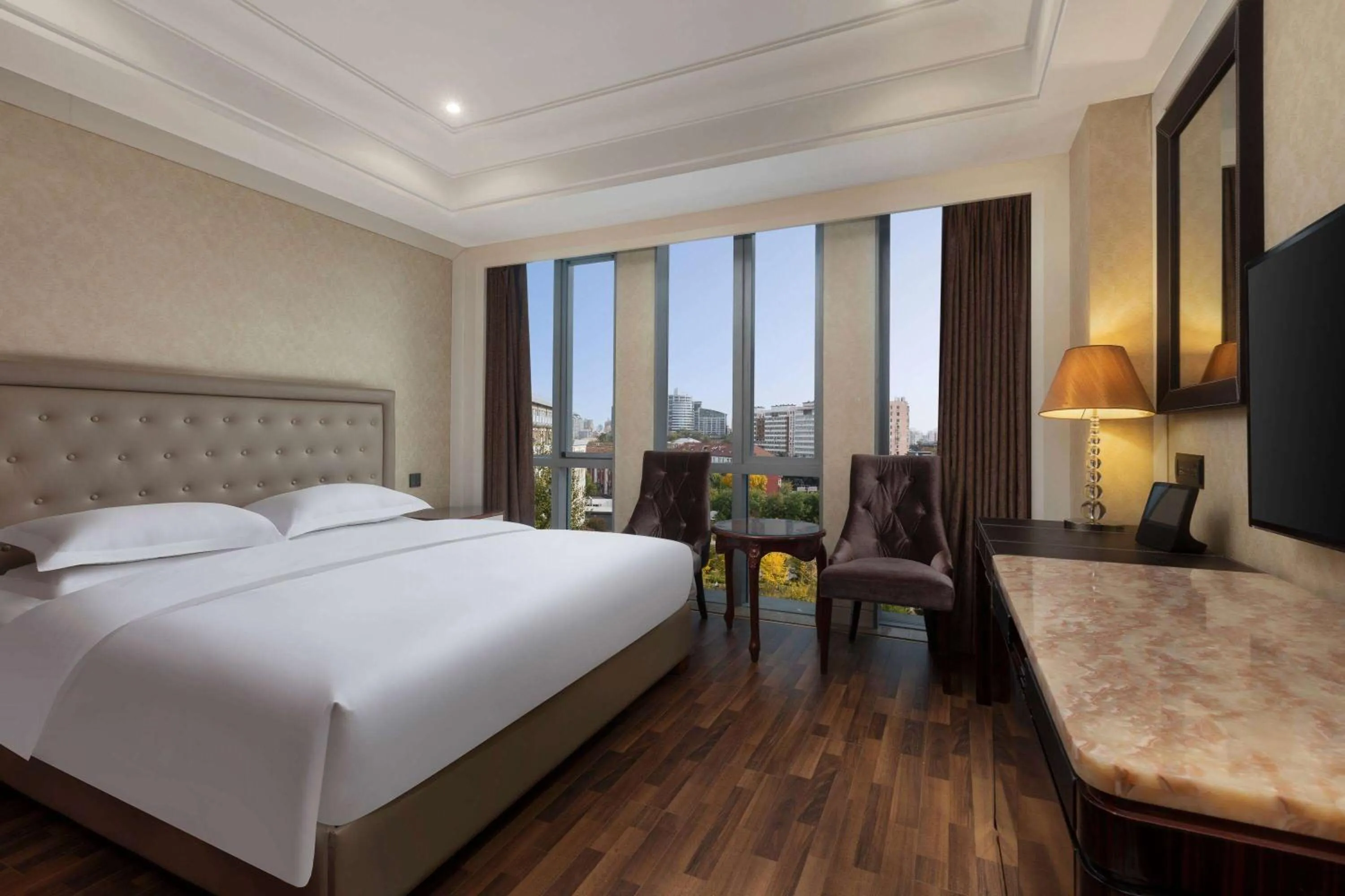 Photo of the whole room, Bed in Days Inn by Wyndham Beijing Haidian