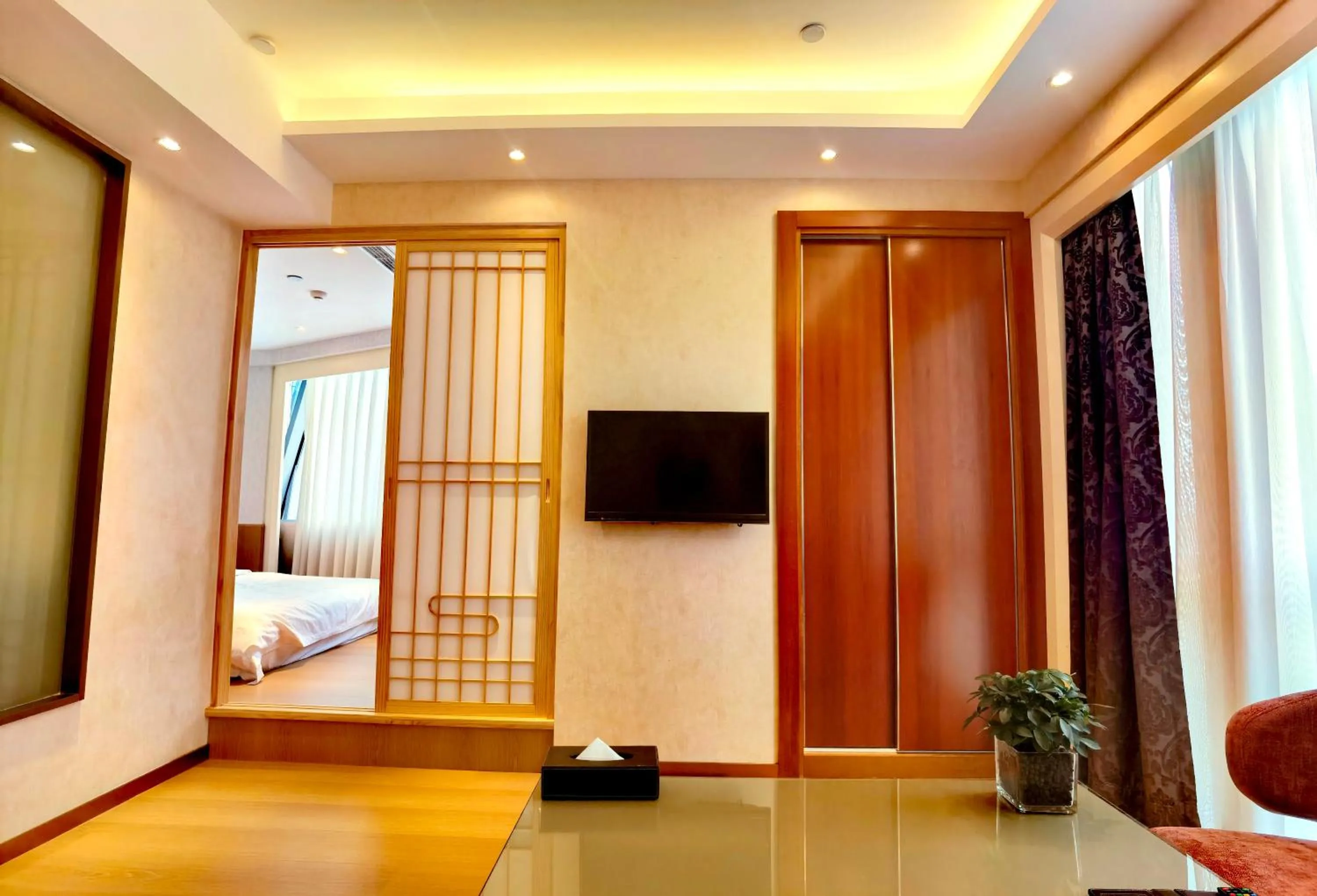 TV and multimedia, Bed in Days Inn by Wyndham Beijing Haidian