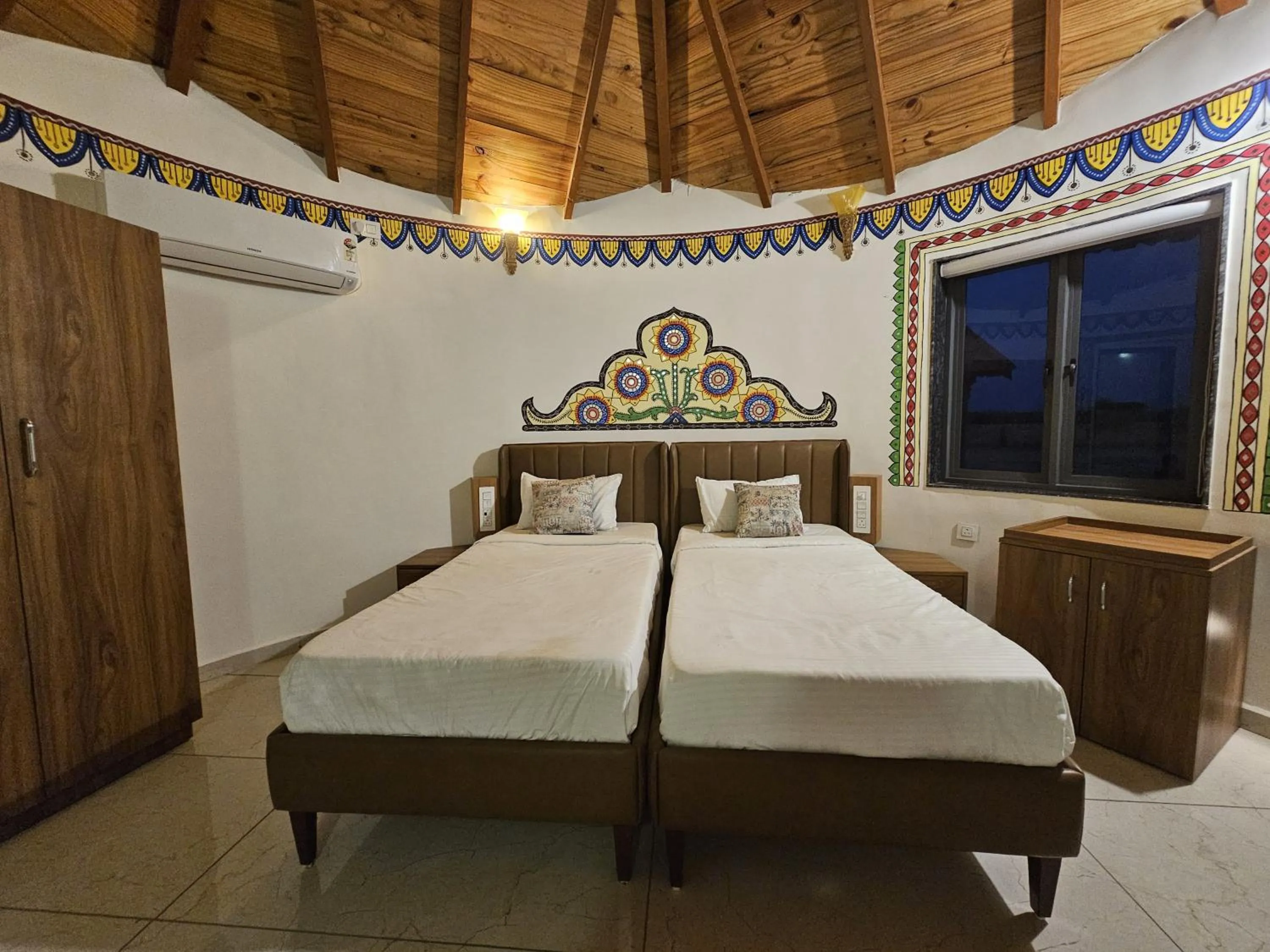 Bedroom, Bed in Heritage Resort Dholavira