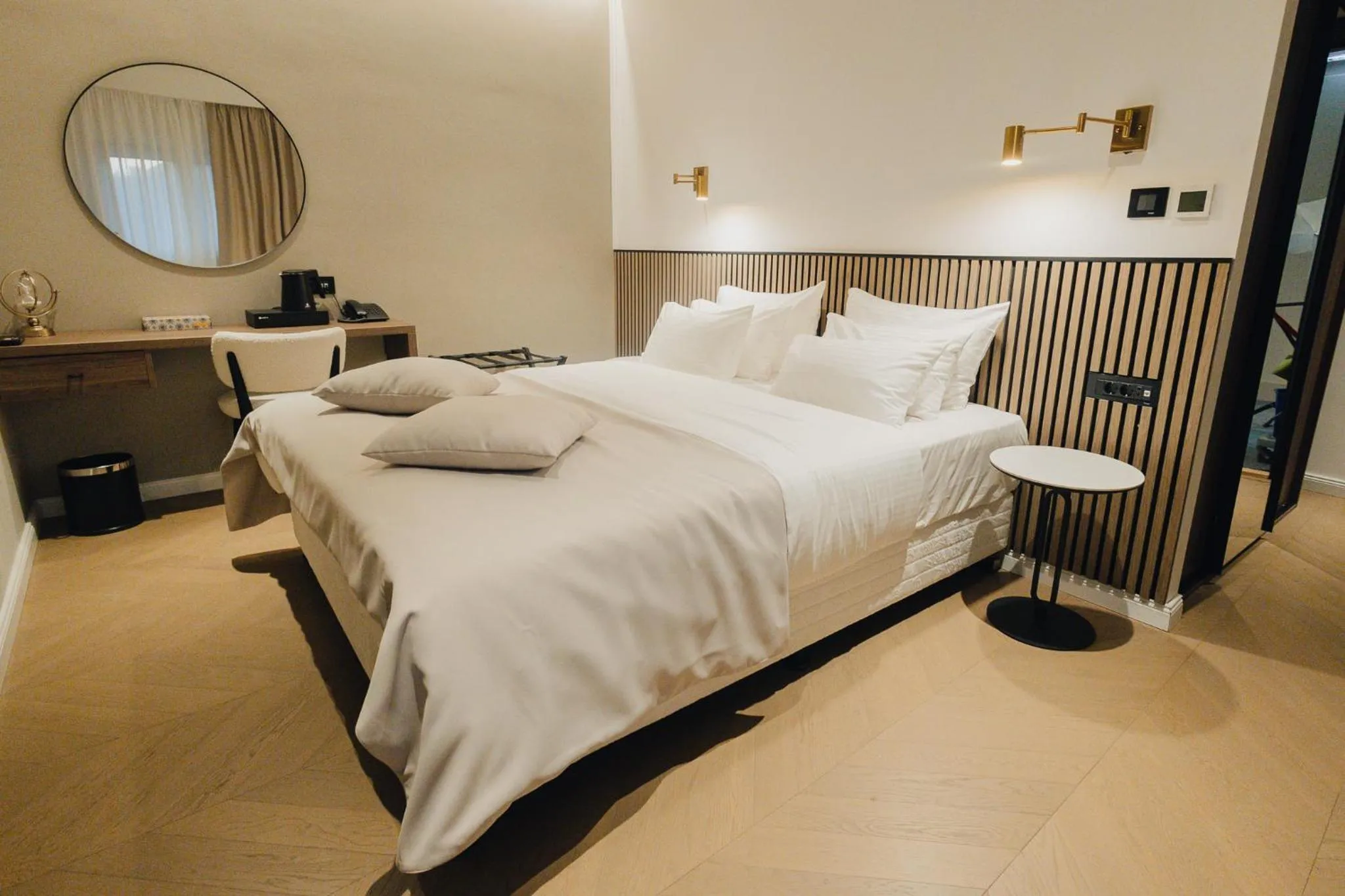 Bed in Hotel Flaneur