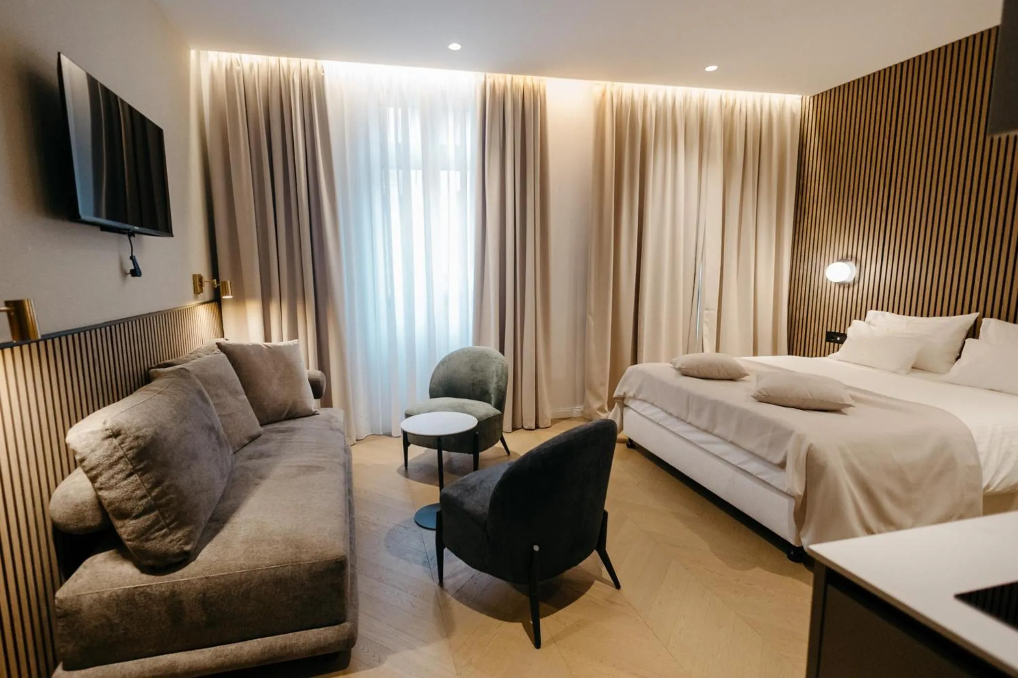 Bed in Hotel Flaneur