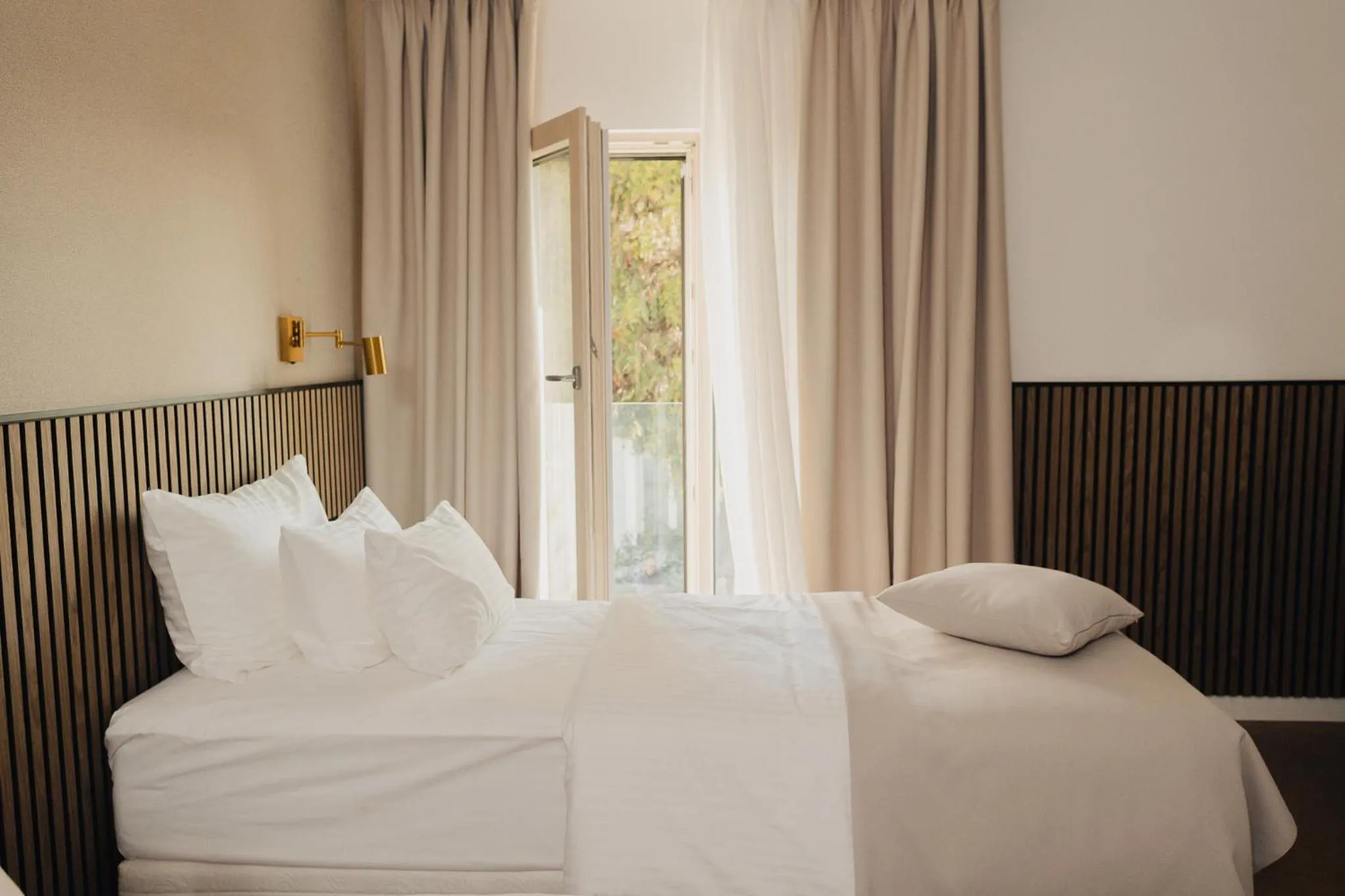 Bed in Hotel Flaneur