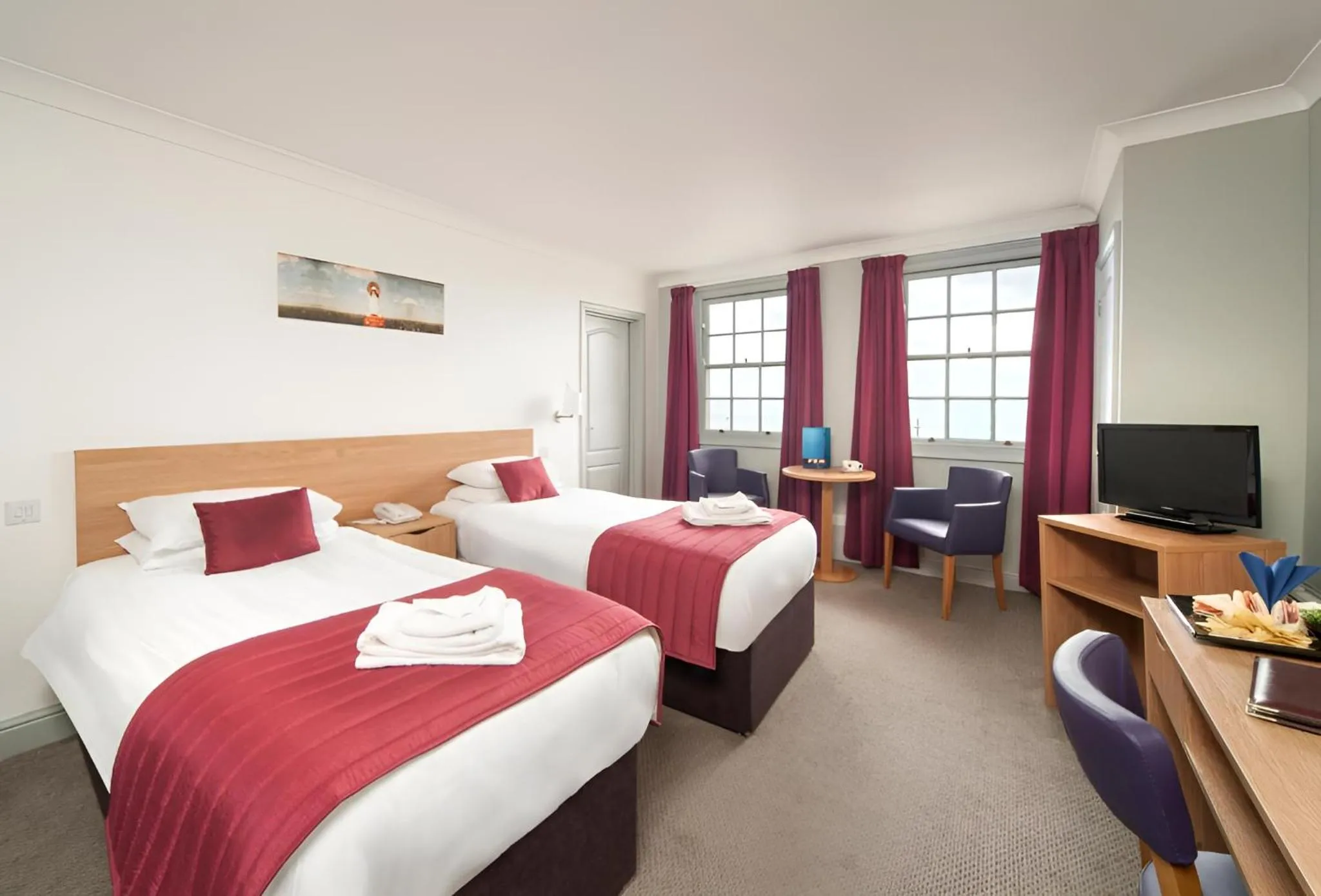 Twin Room with Sea View in The Carlton Hotel