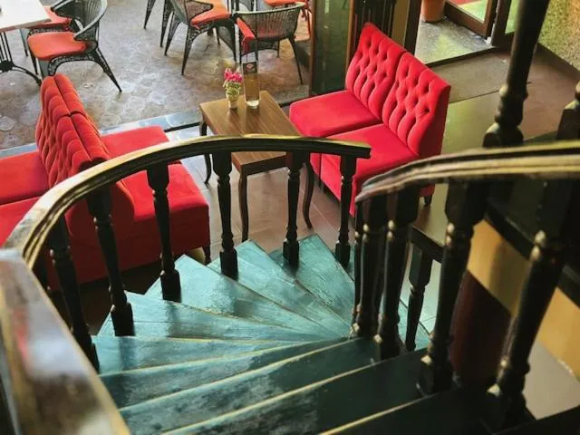 Seating area in Hotel Berito