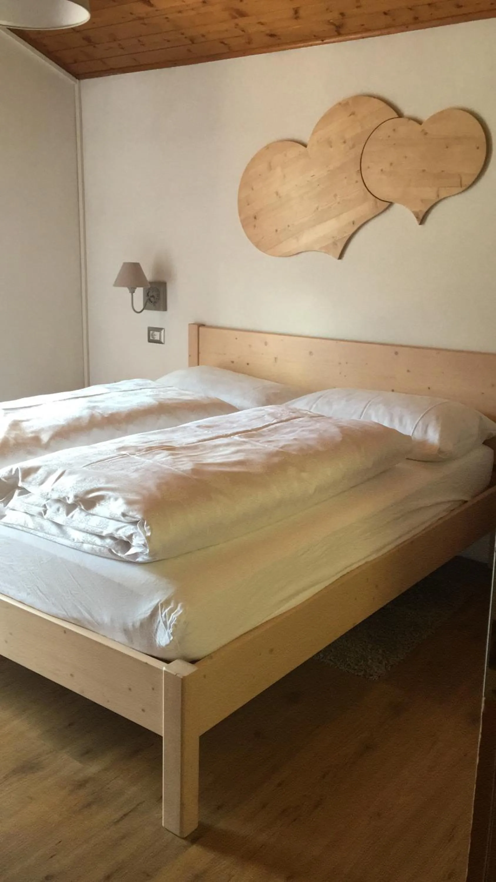 Bed in Garní Nëidia