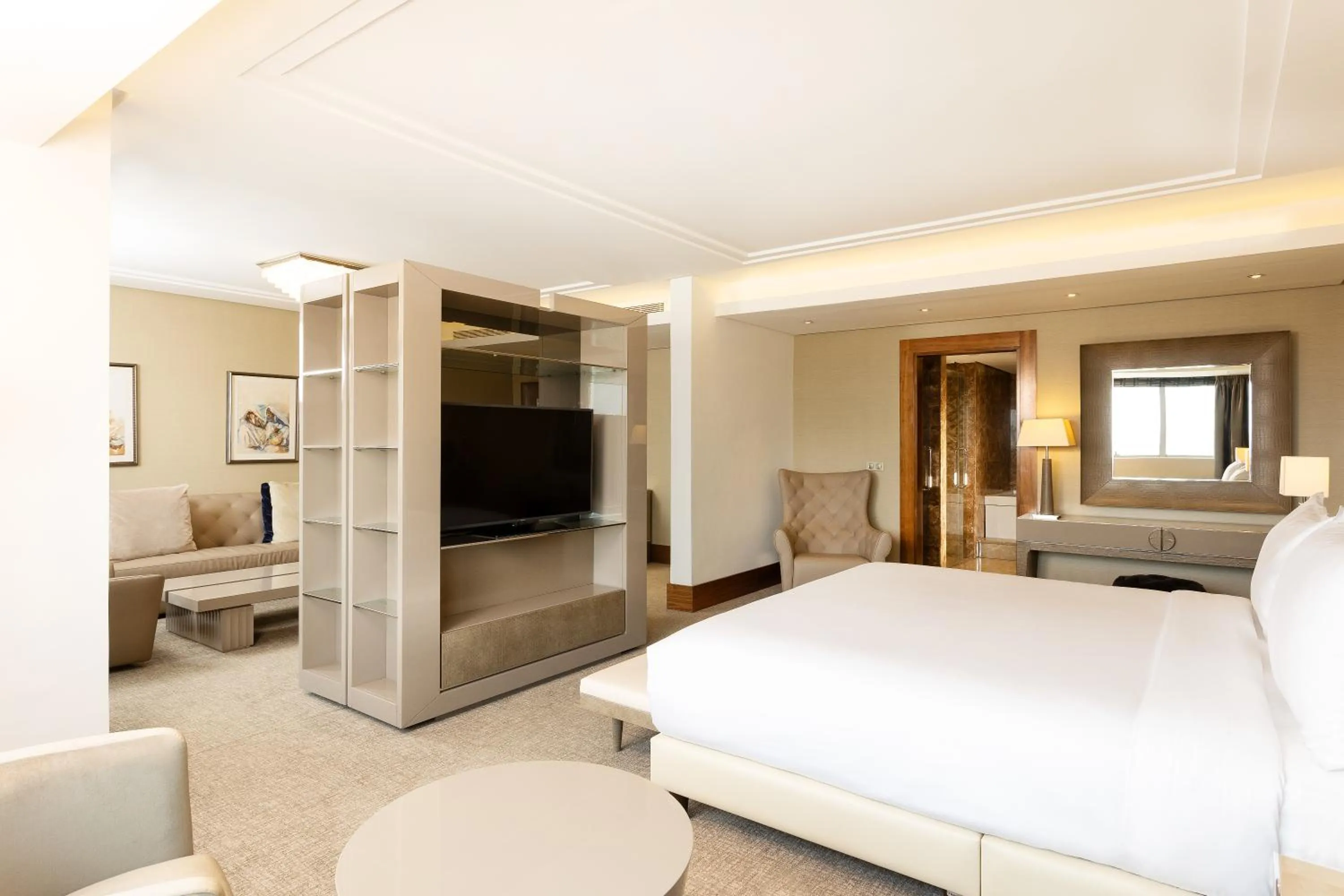 Bed in Radisson Blu Hotel & Convention Center, Tunis