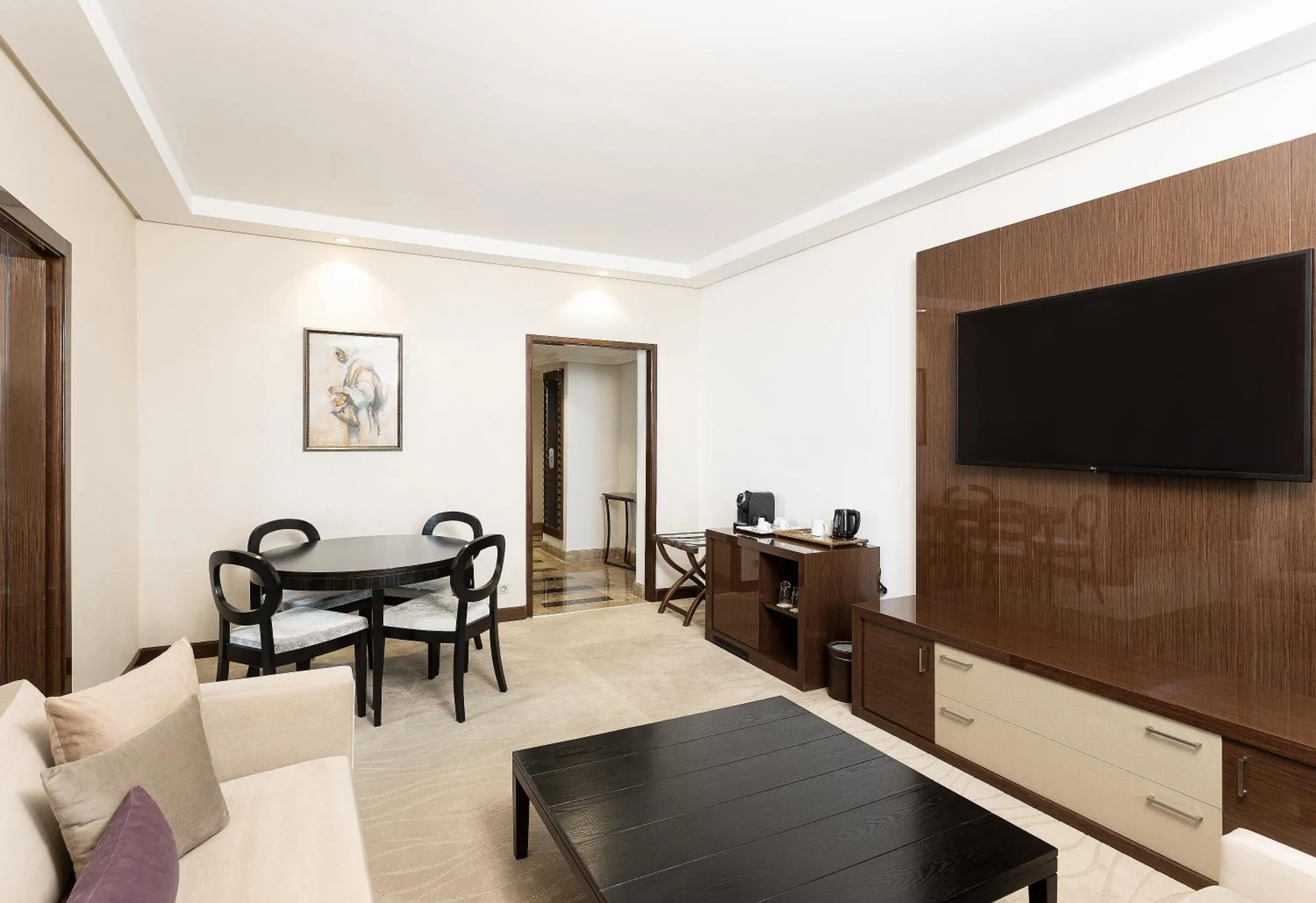 Living room in Radisson Blu Hotel & Convention Center, Tunis