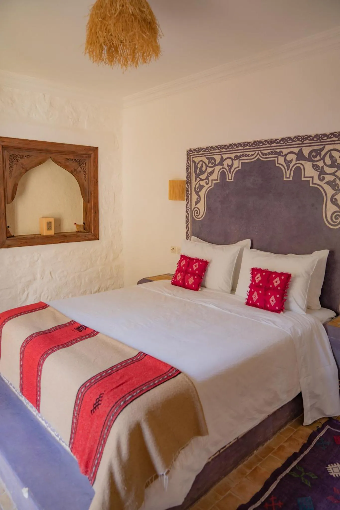 Decorative detail, Bed in Dar El Mandar - Ferme & Table d'Hôte Berbère