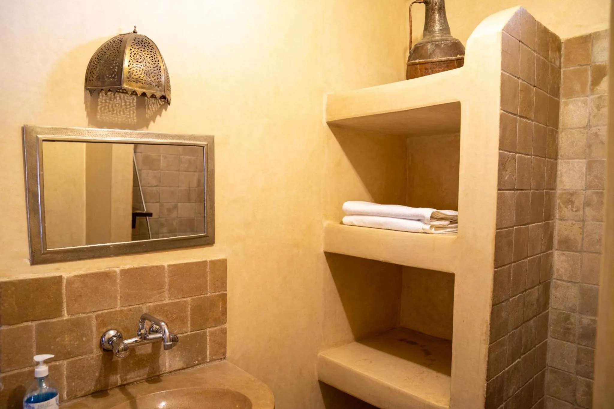 Shower in Dar El Mandar - Ferme & Table d'Hôte Berbère