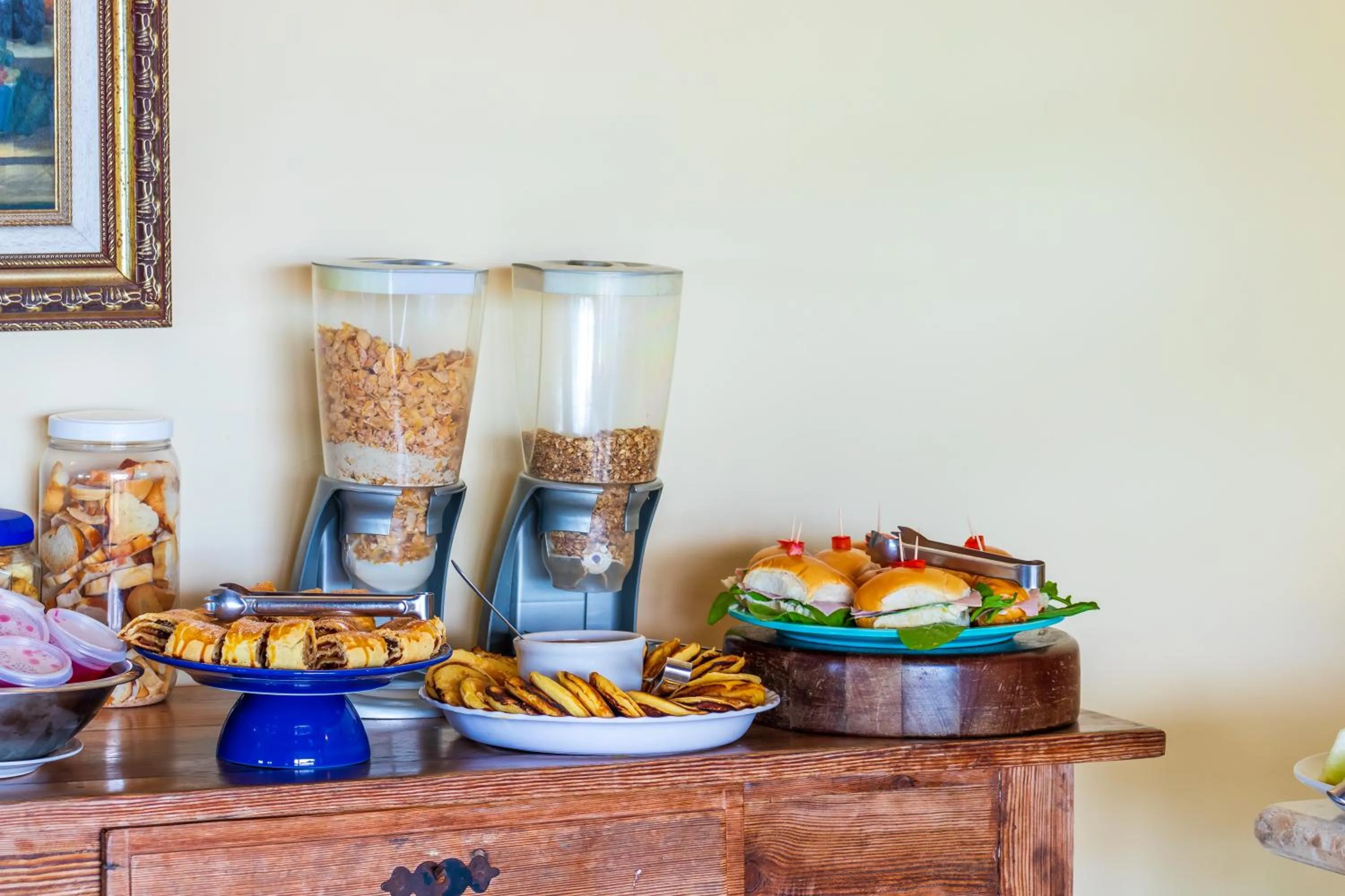 Food and drinks in La Proeza Pousada