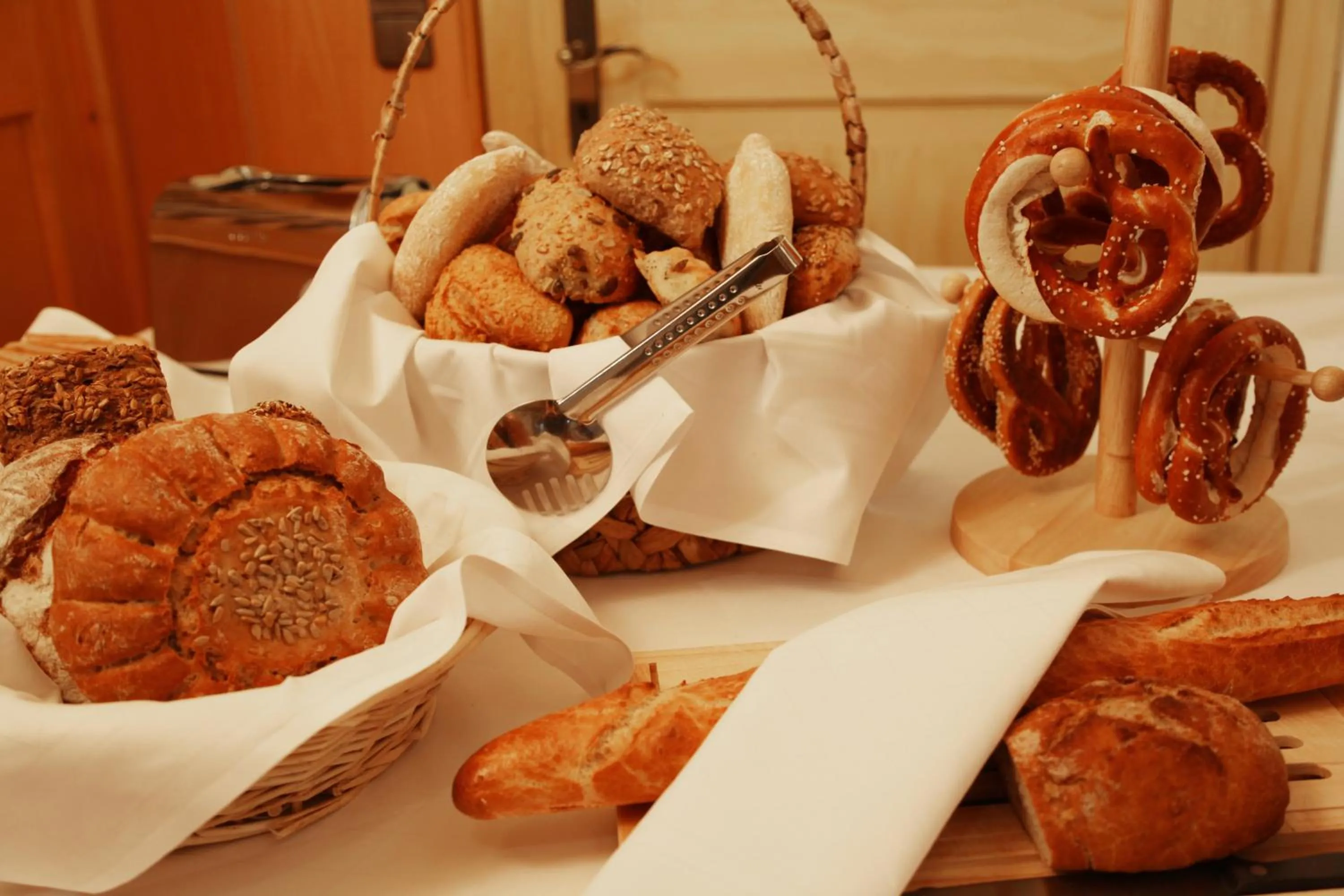 Buffet breakfast in Hotel Garni Georgenhof Adults Only