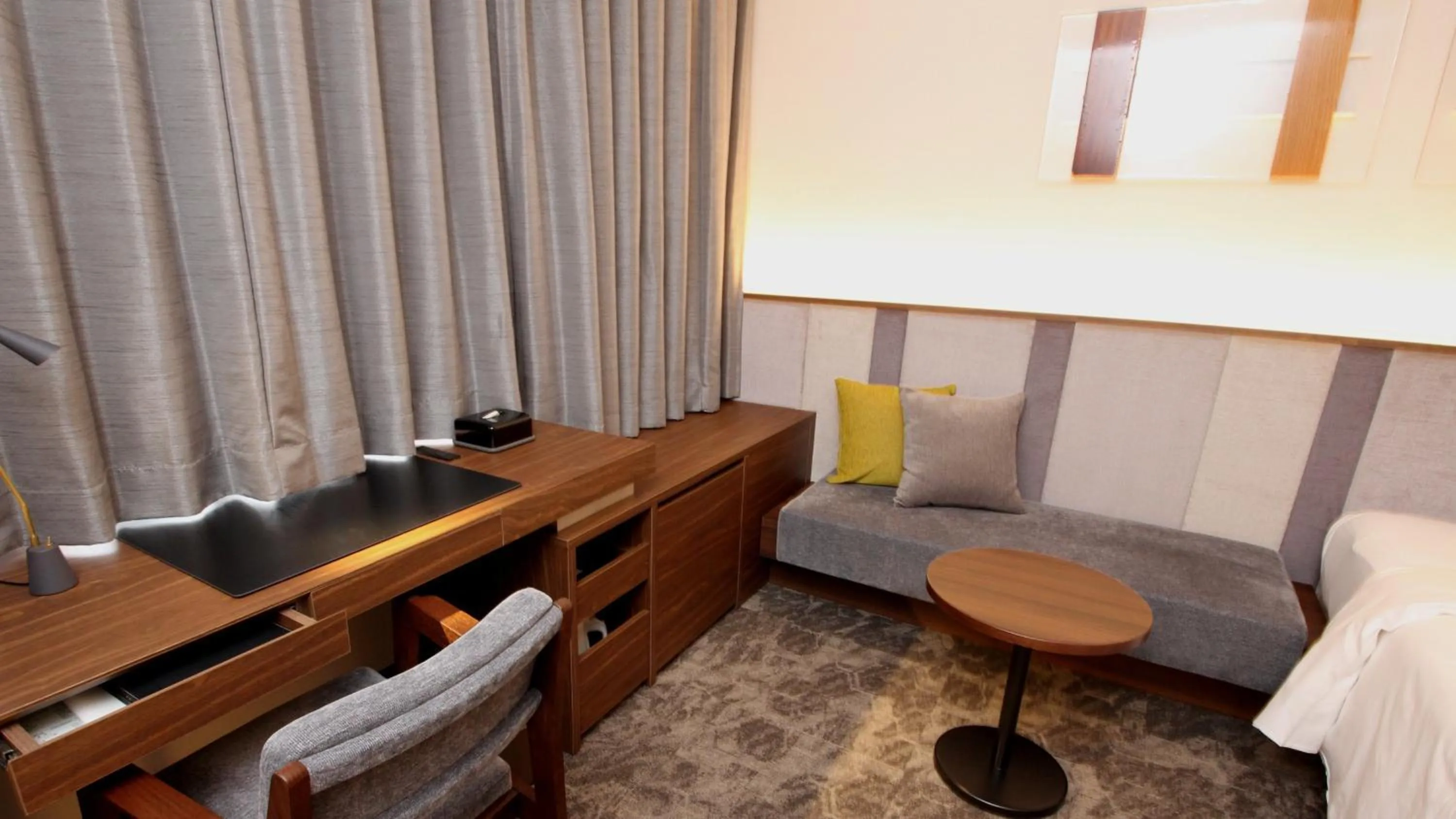 Photo of the whole room in ANA Holiday Inn Sendai by IHG