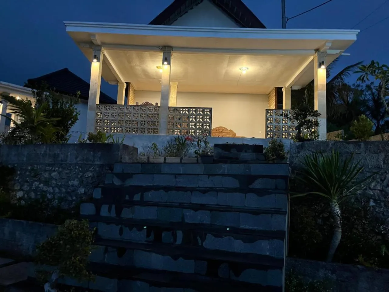 Lobby or reception in Kelingking Paradise Suites Villa