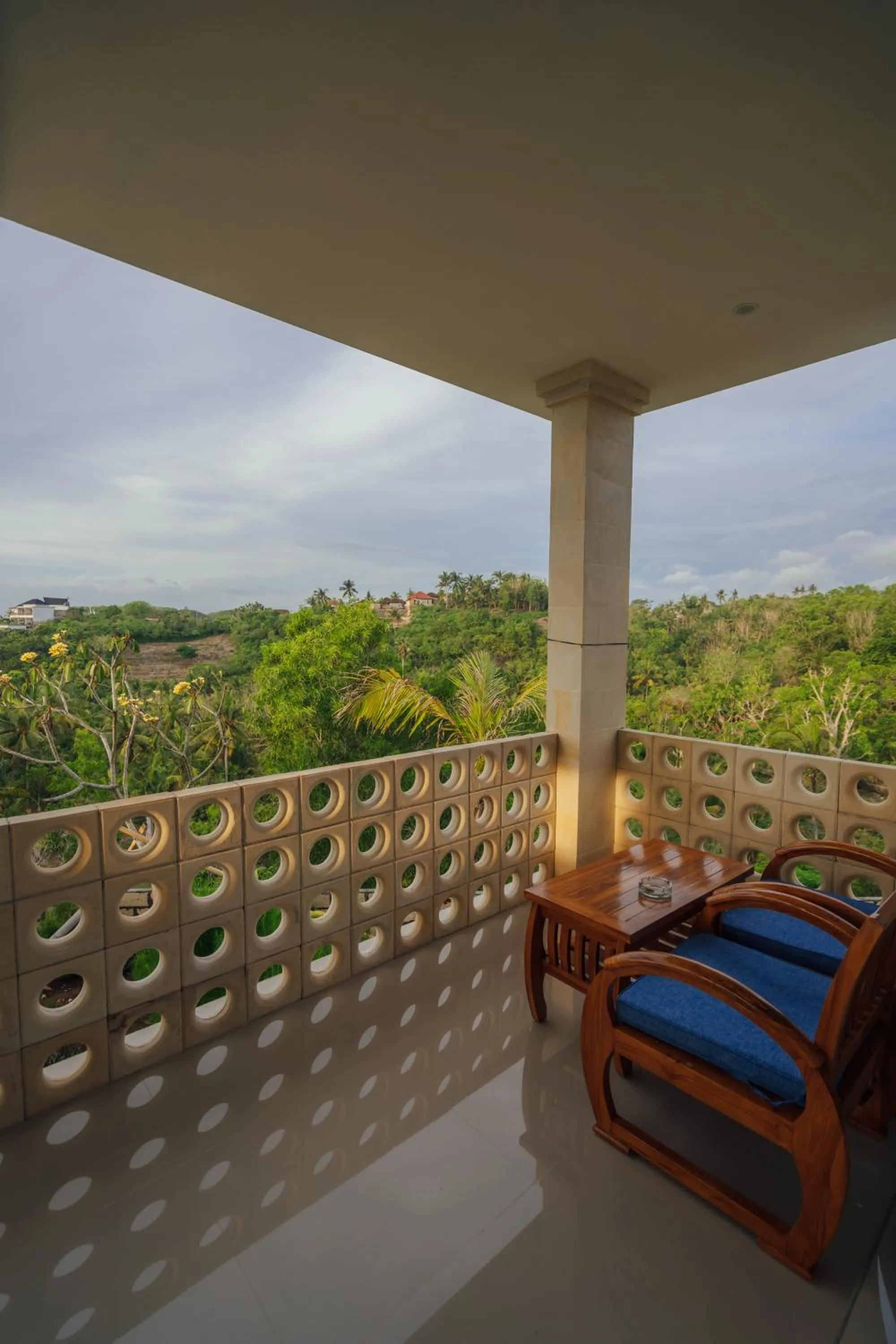 Natural landscape in Kelingking Paradise Suites Villa