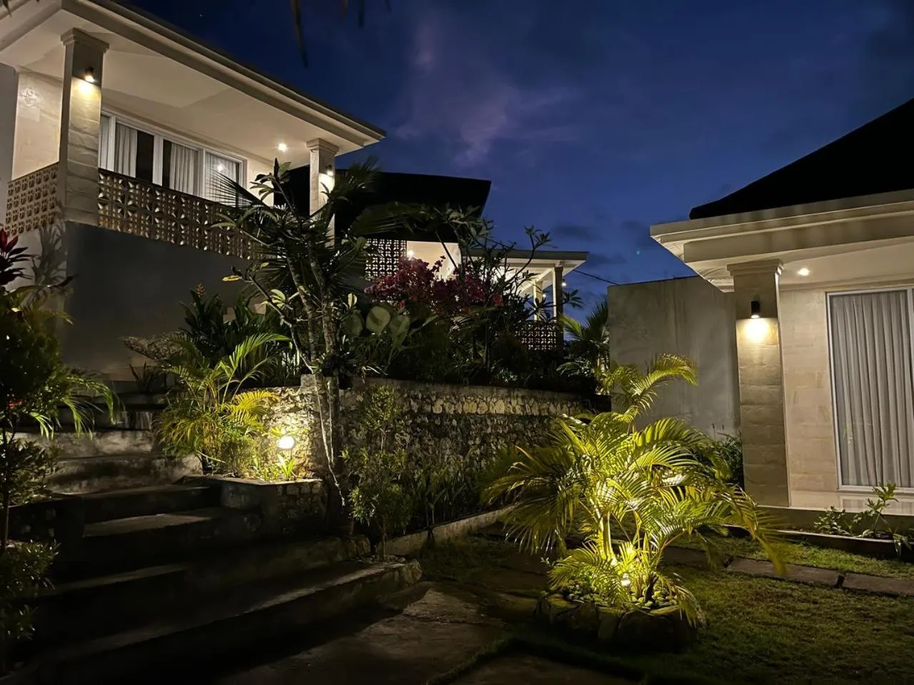 Property building in Kelingking Paradise Suites Villa