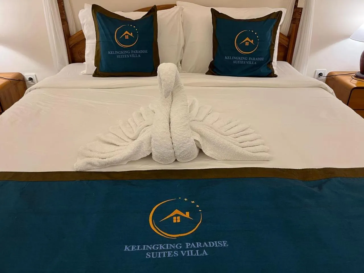 Bed in Kelingking Paradise Suites Villa