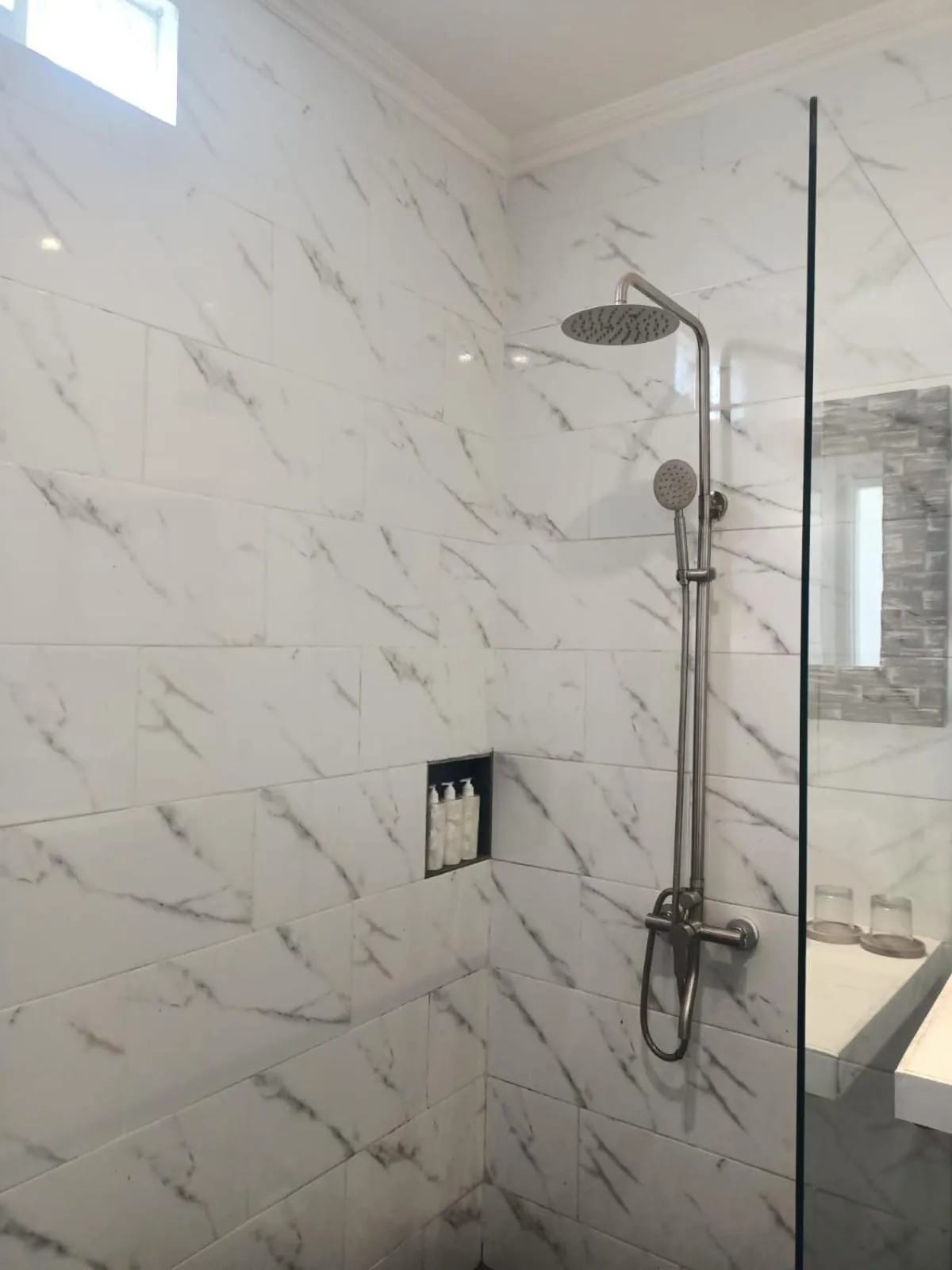 Shower in Kelingking Paradise Suites Villa