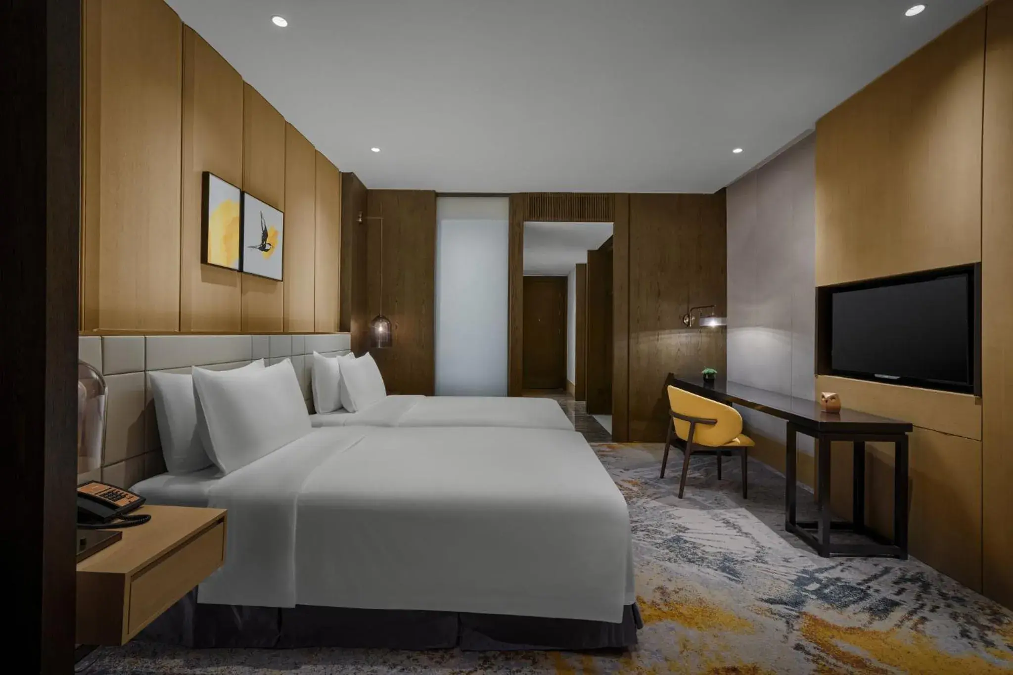 Standard Double Room with Two Double Beds in voco Zhengzhou Garden Expo by IHG Standard Double Room with Two Double Beds in voco Zhengzhou Garden Expo by IHG