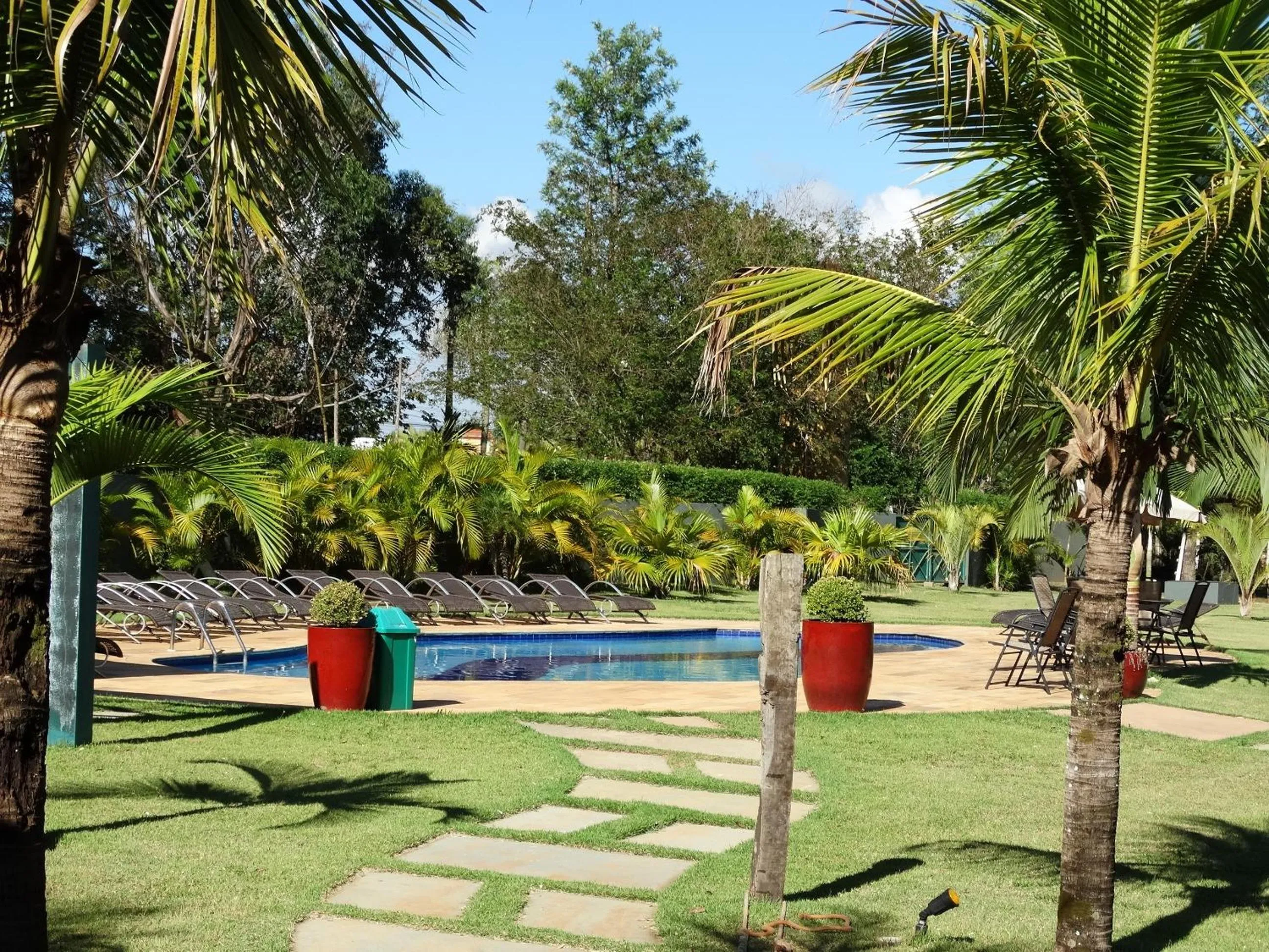 Swimming pool in La Dolce Villa