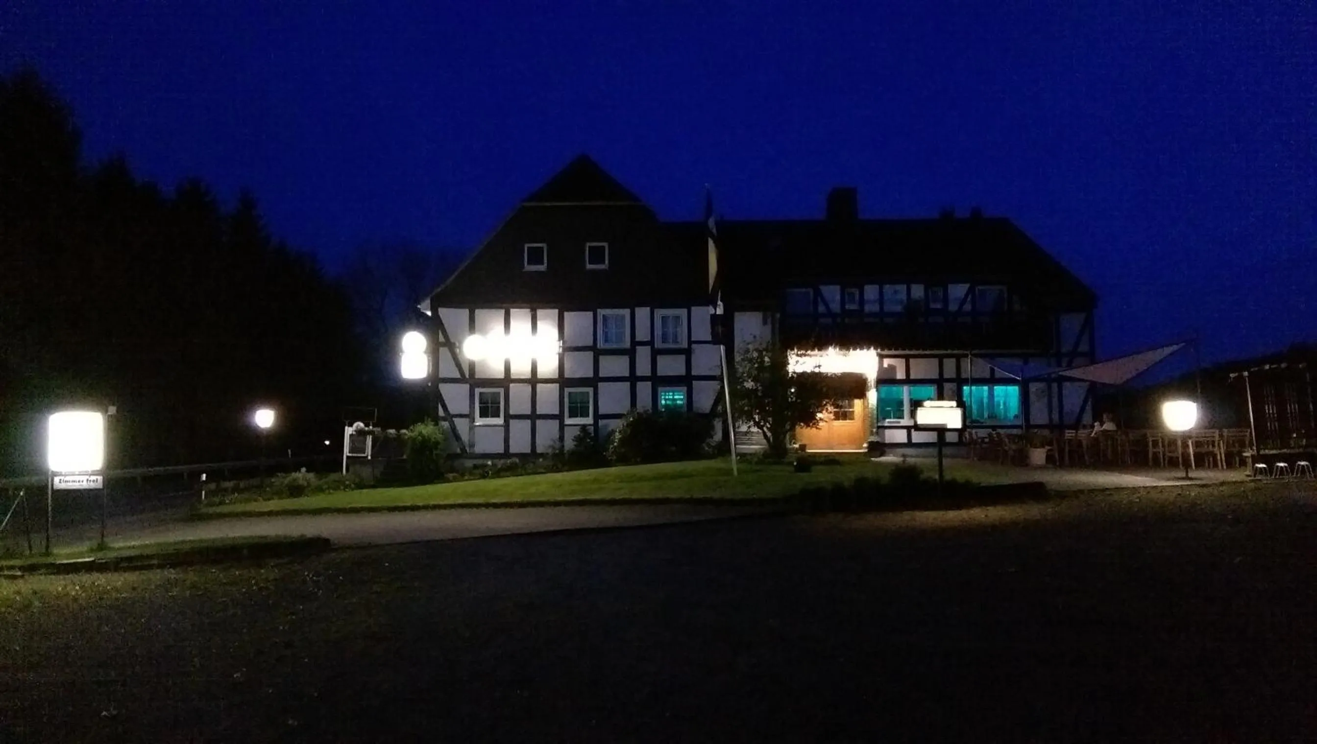 Property building in Hennetaler Hof