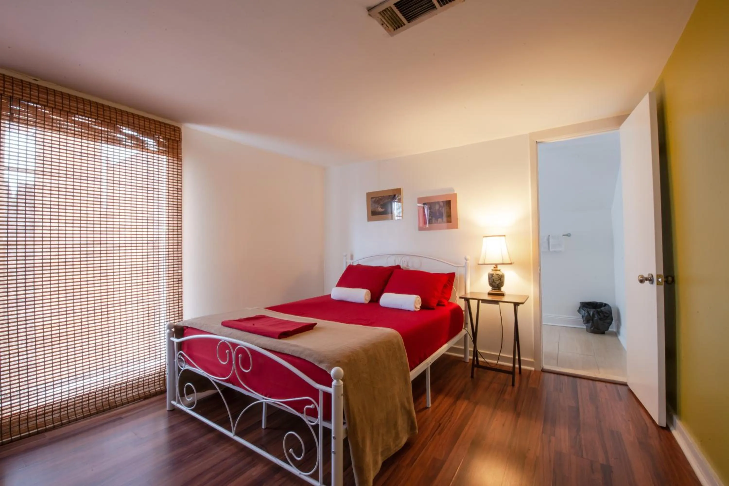 Other, Bed in HOSTEL Auberge NOLA