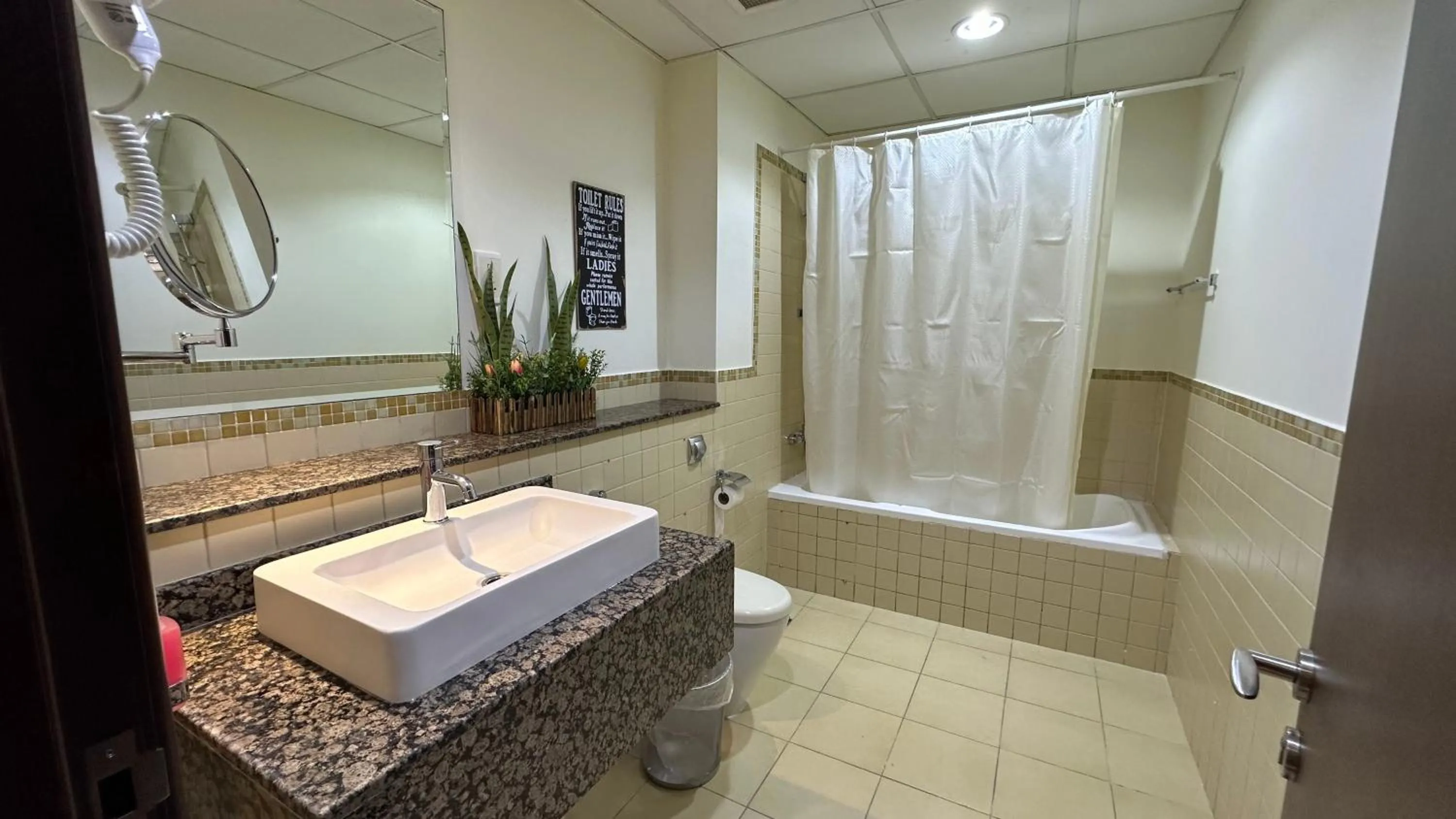 Bathroom in Route 66 Beach Hostel