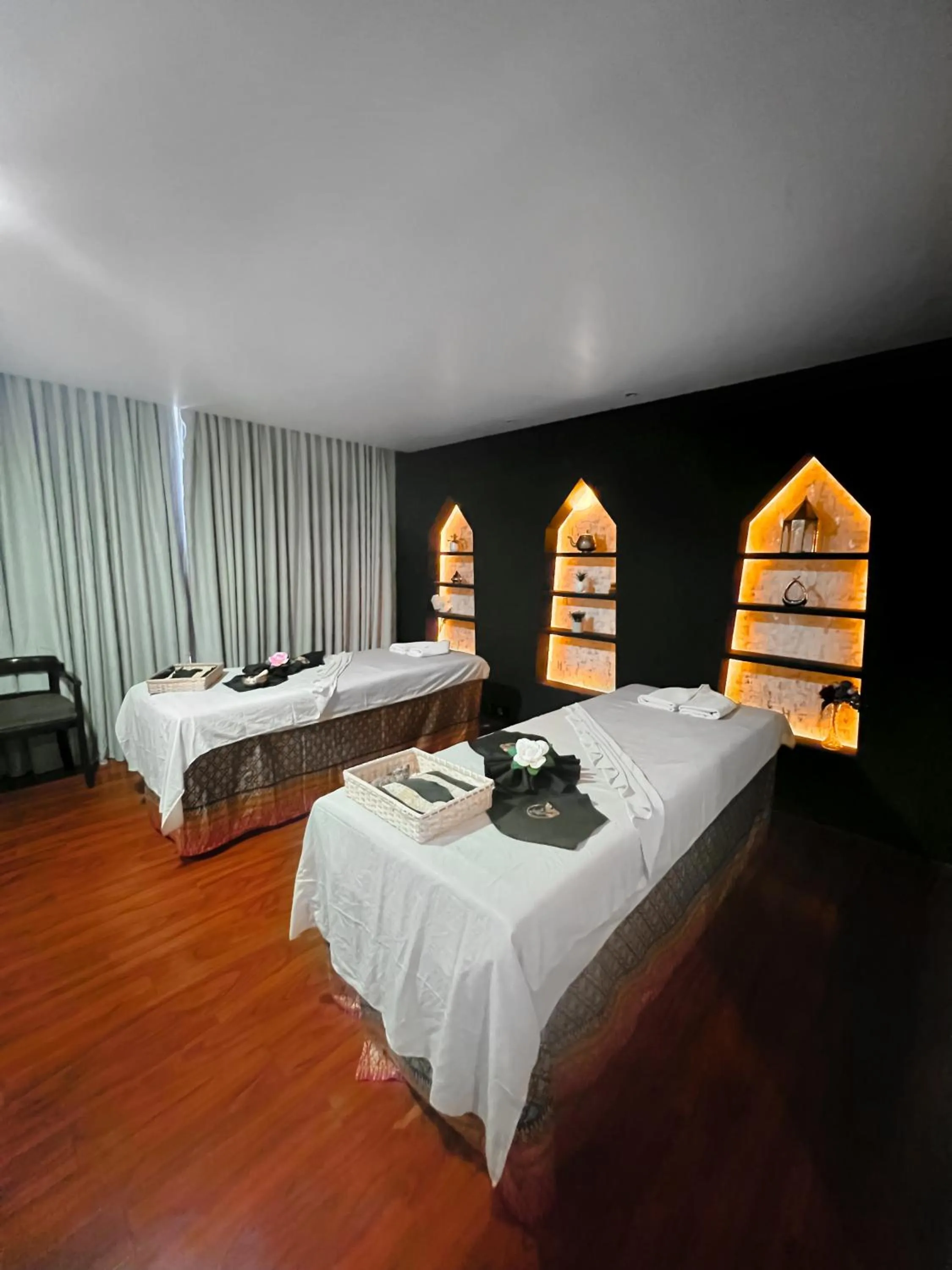 Massage in Vannasut Hotel and Spa