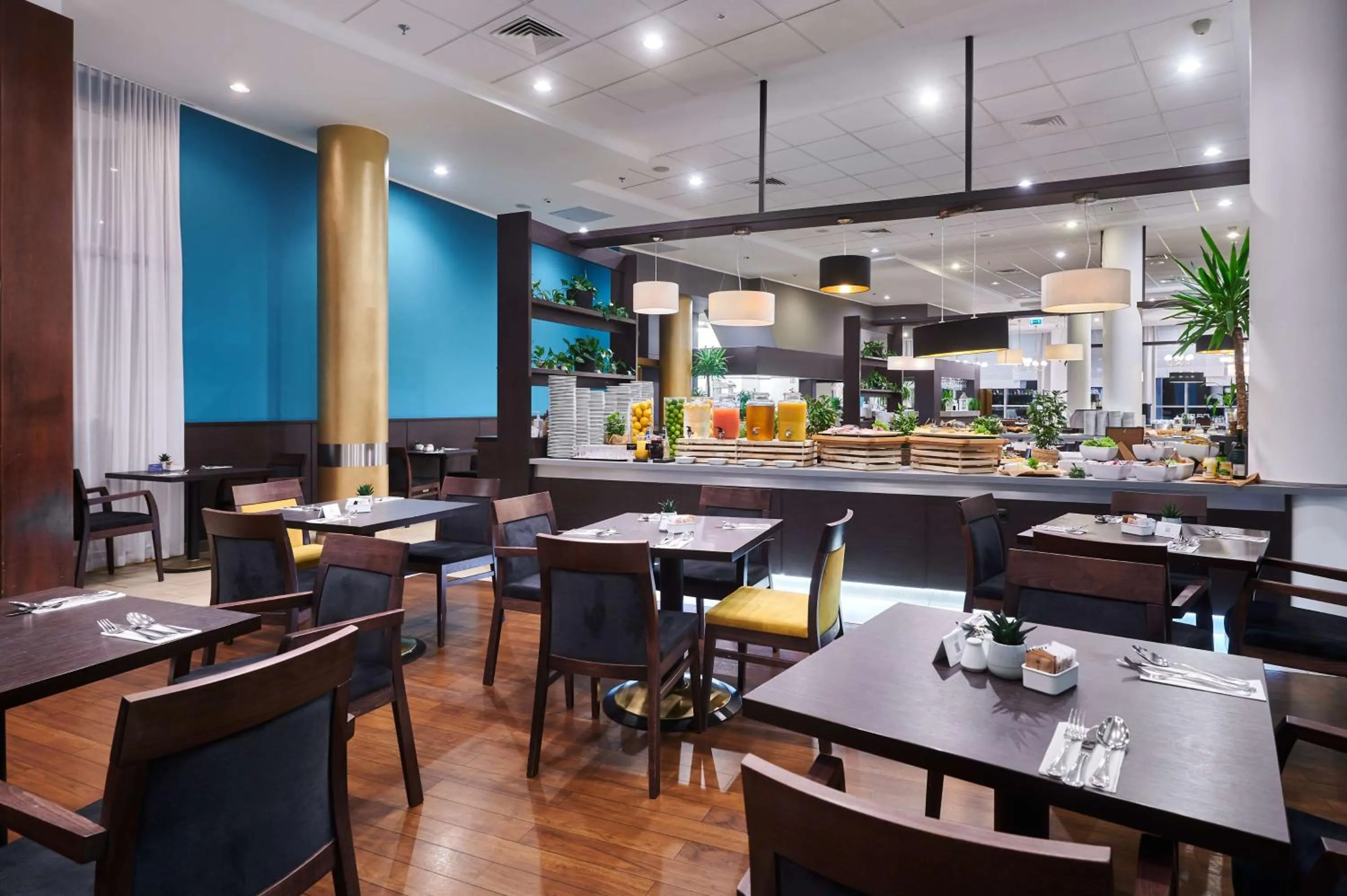 Restaurant/places to eat in Radisson Blu Szczecin