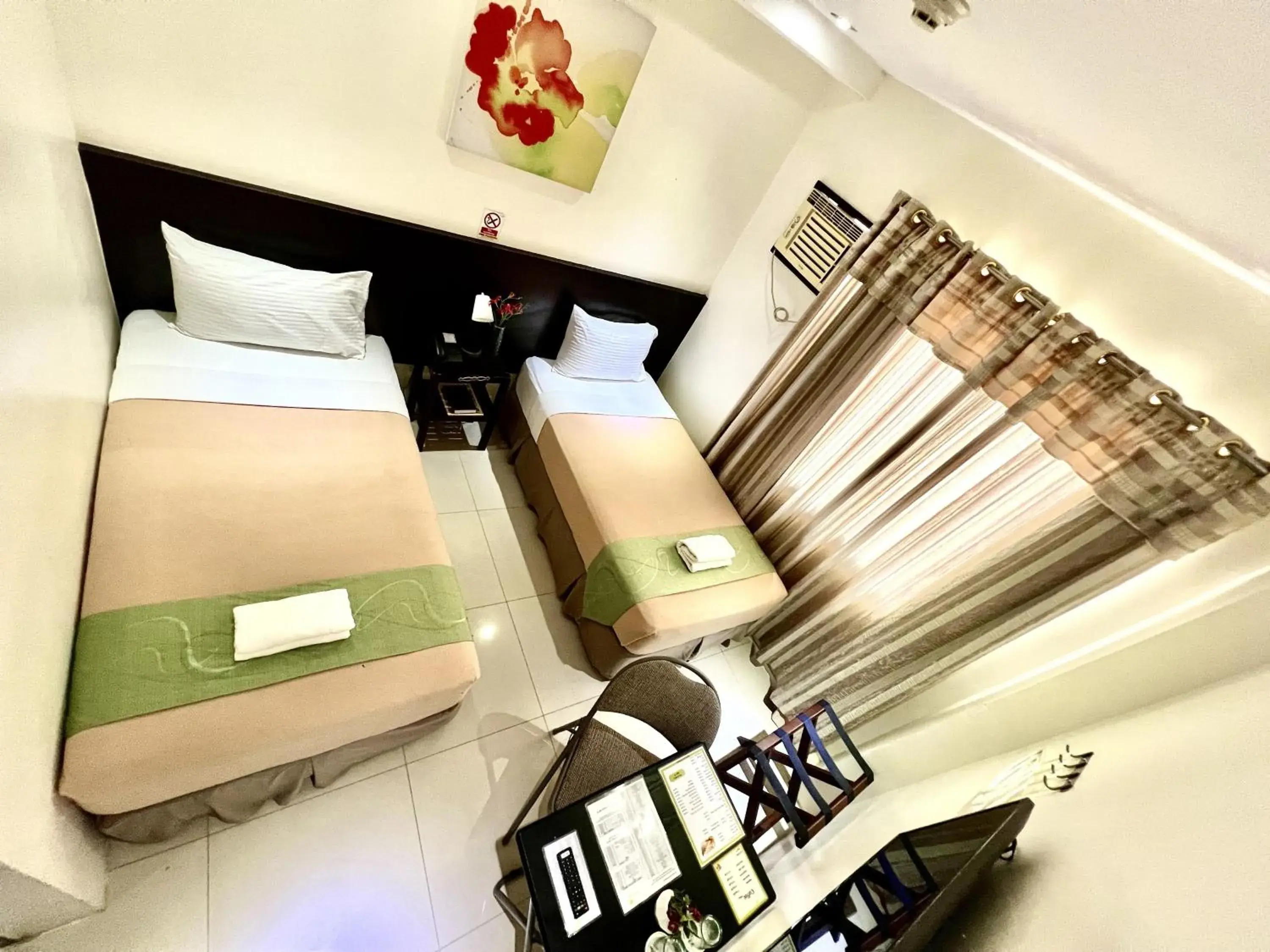 Superior Double Room in Canberry Hotel Superior Double Room in Canberry Hotel