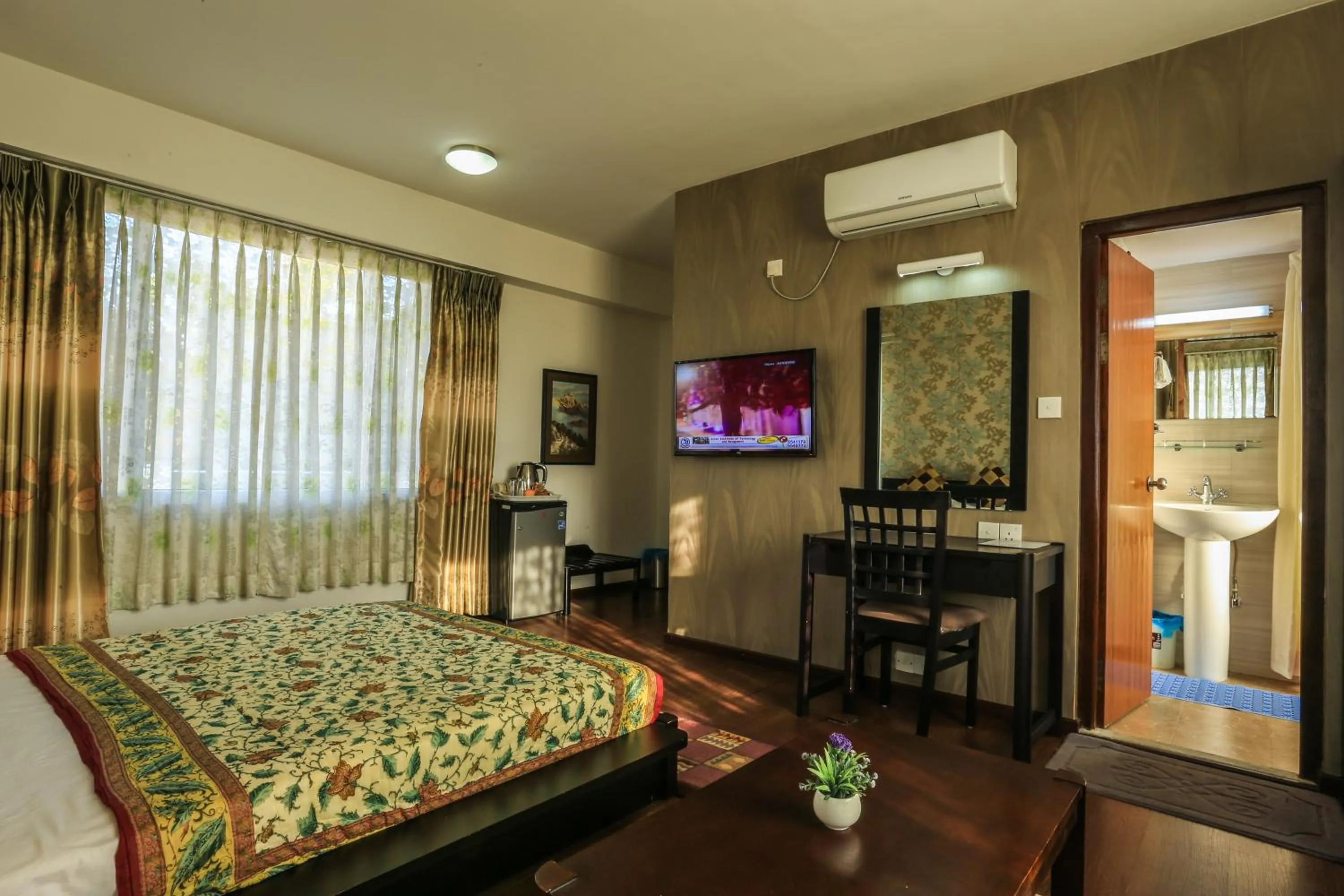 Photo of the whole room, Bed in Nirvana Home