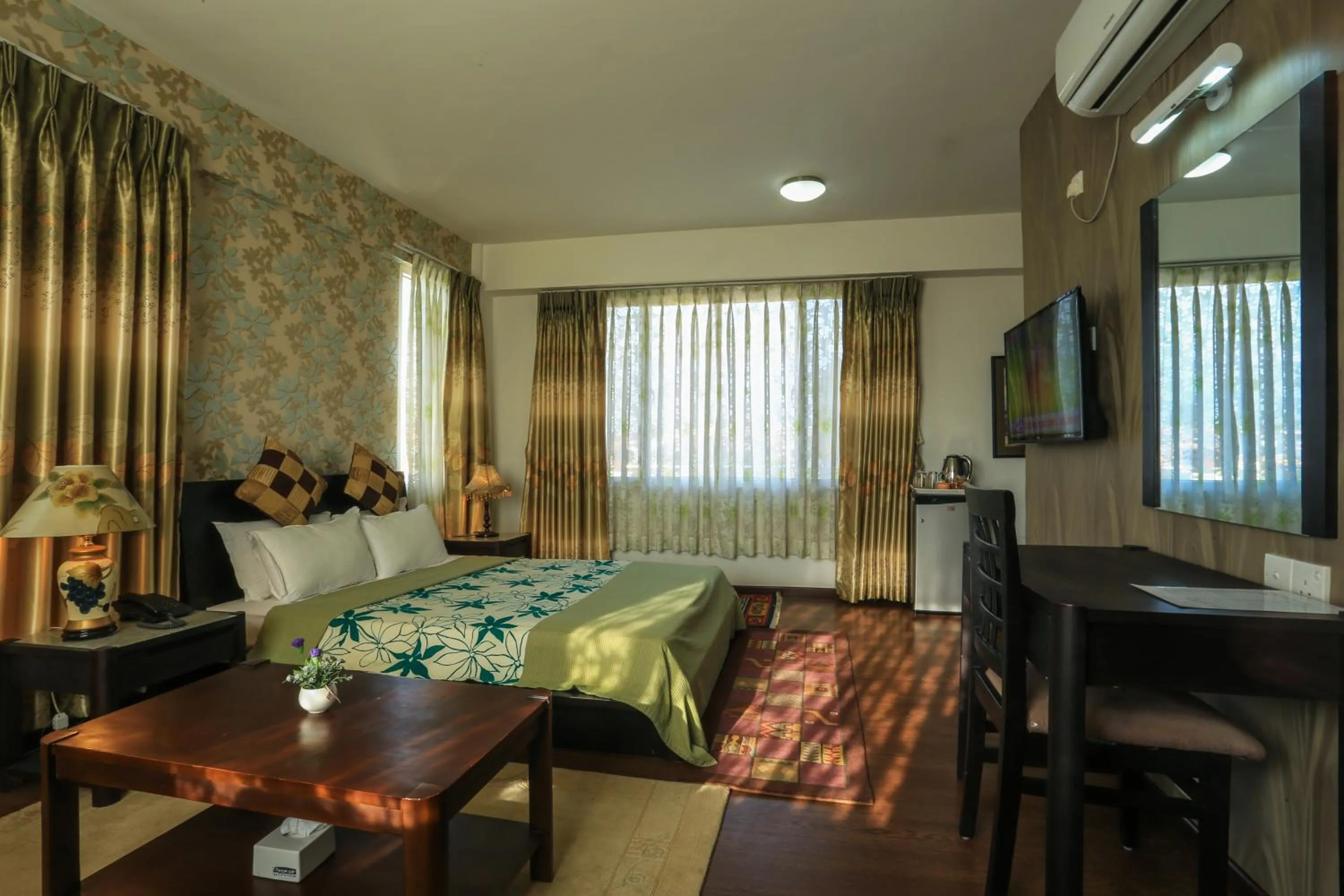 Photo of the whole room, Bed in Nirvana Home