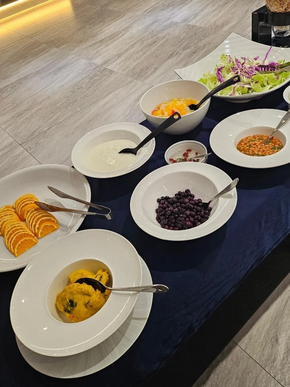 Restaurant/places to eat in The Western Busan Hotel By STAYNEO