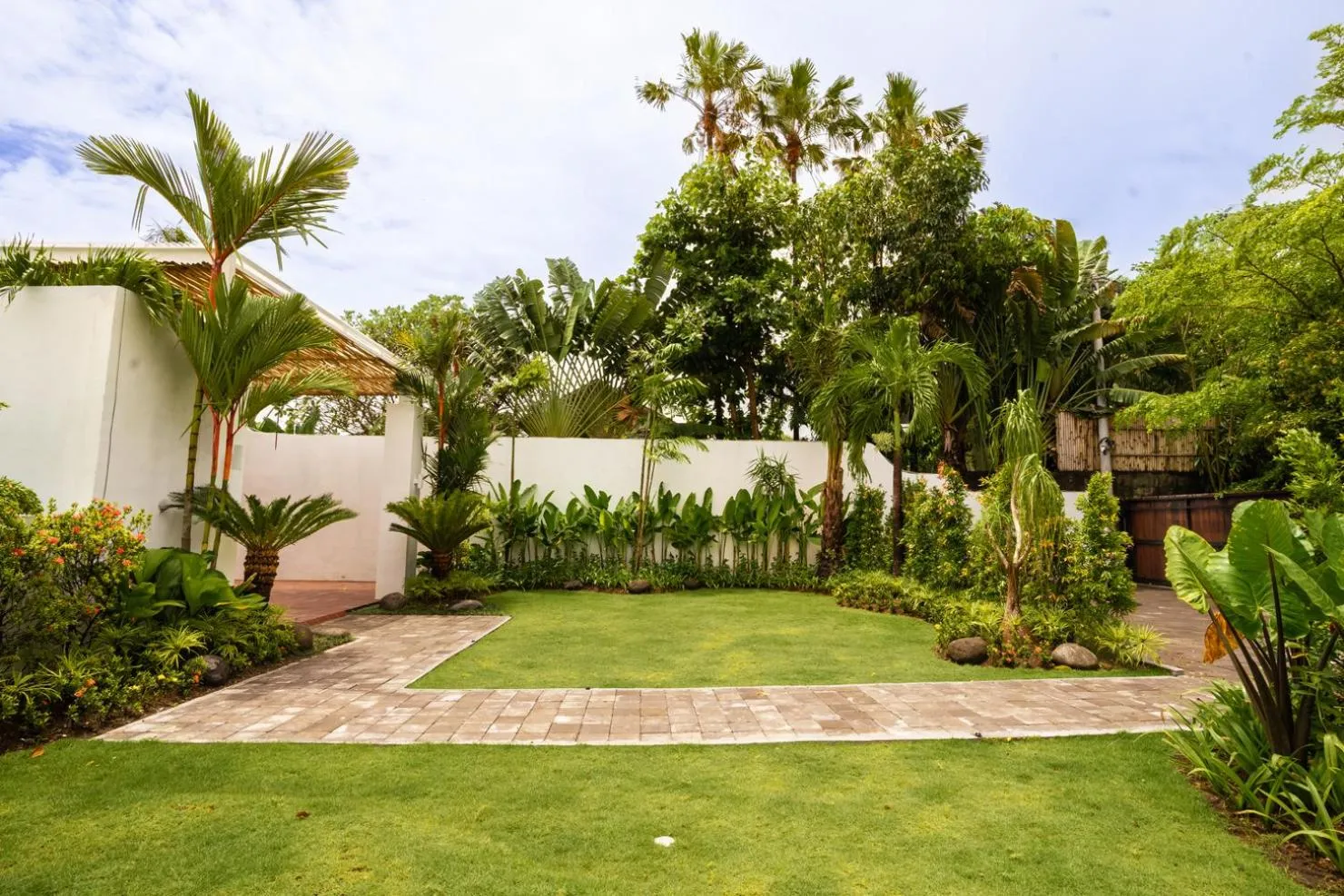 Garden view in Villa Kalem Canggu by Nakula