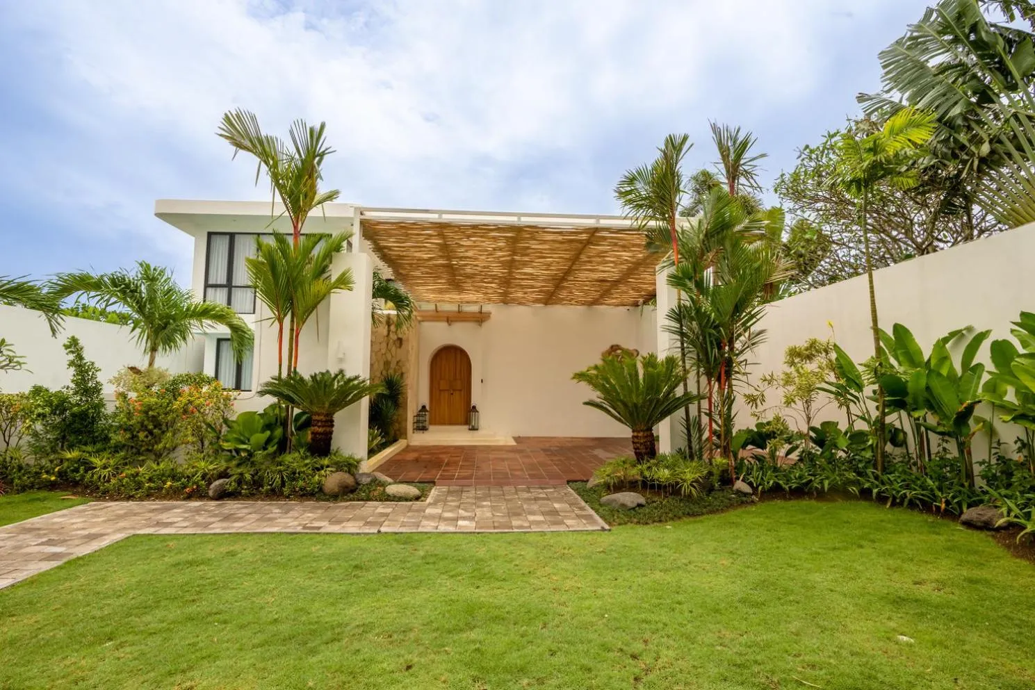 Garden view in Villa Kalem Canggu by Nakula