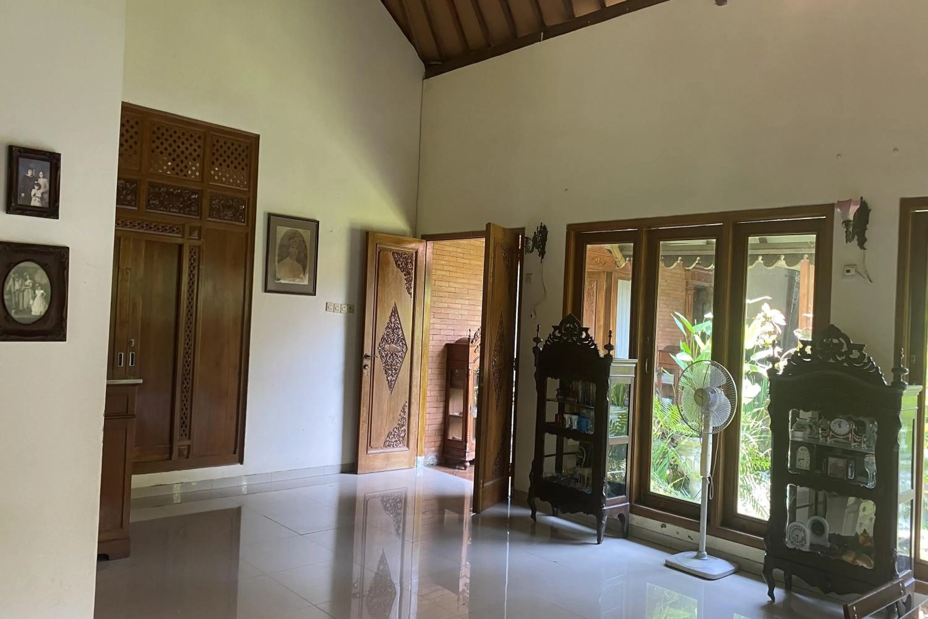 Living room in Villa Baliantoro Yogyakarta