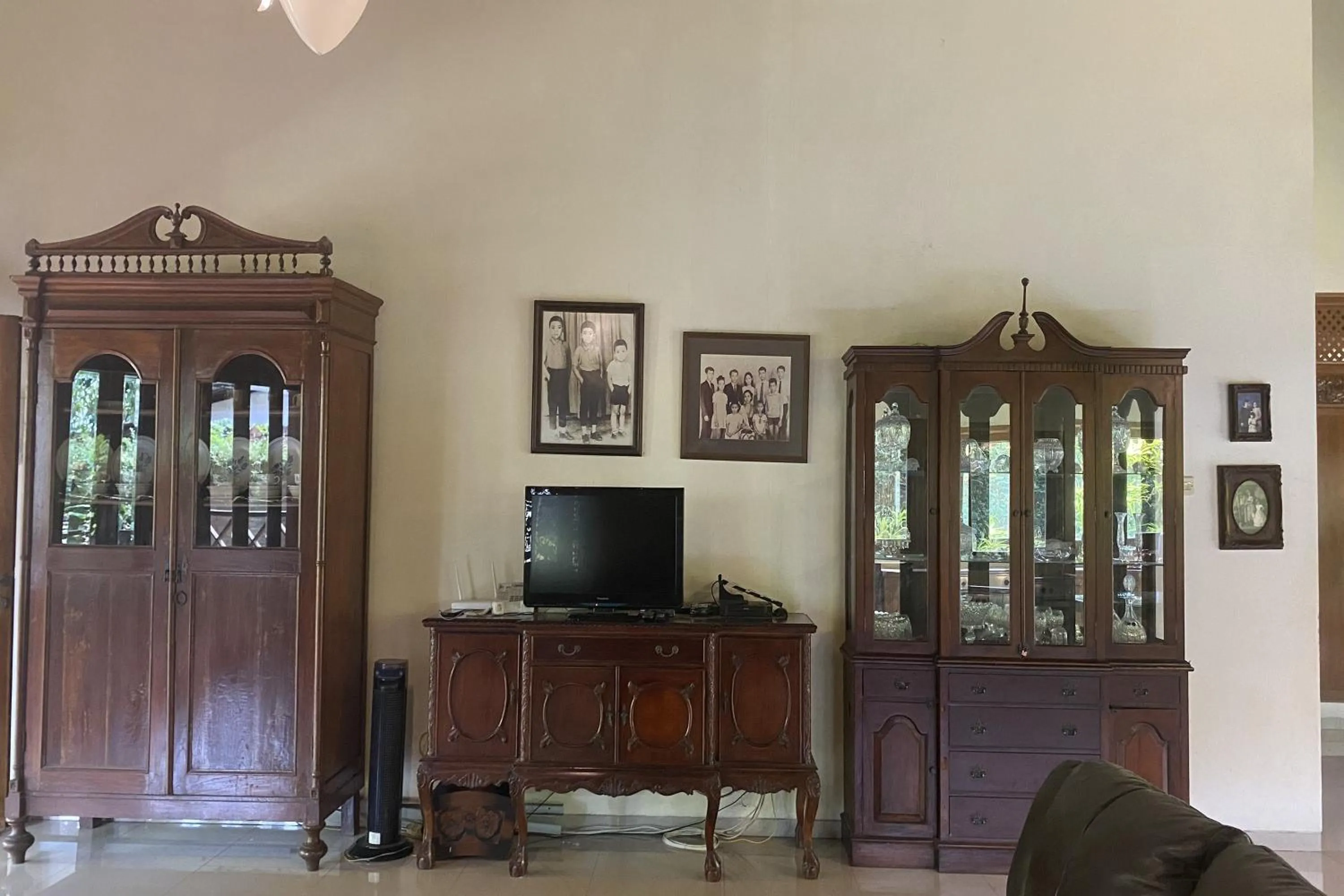 TV and multimedia in Villa Baliantoro Yogyakarta