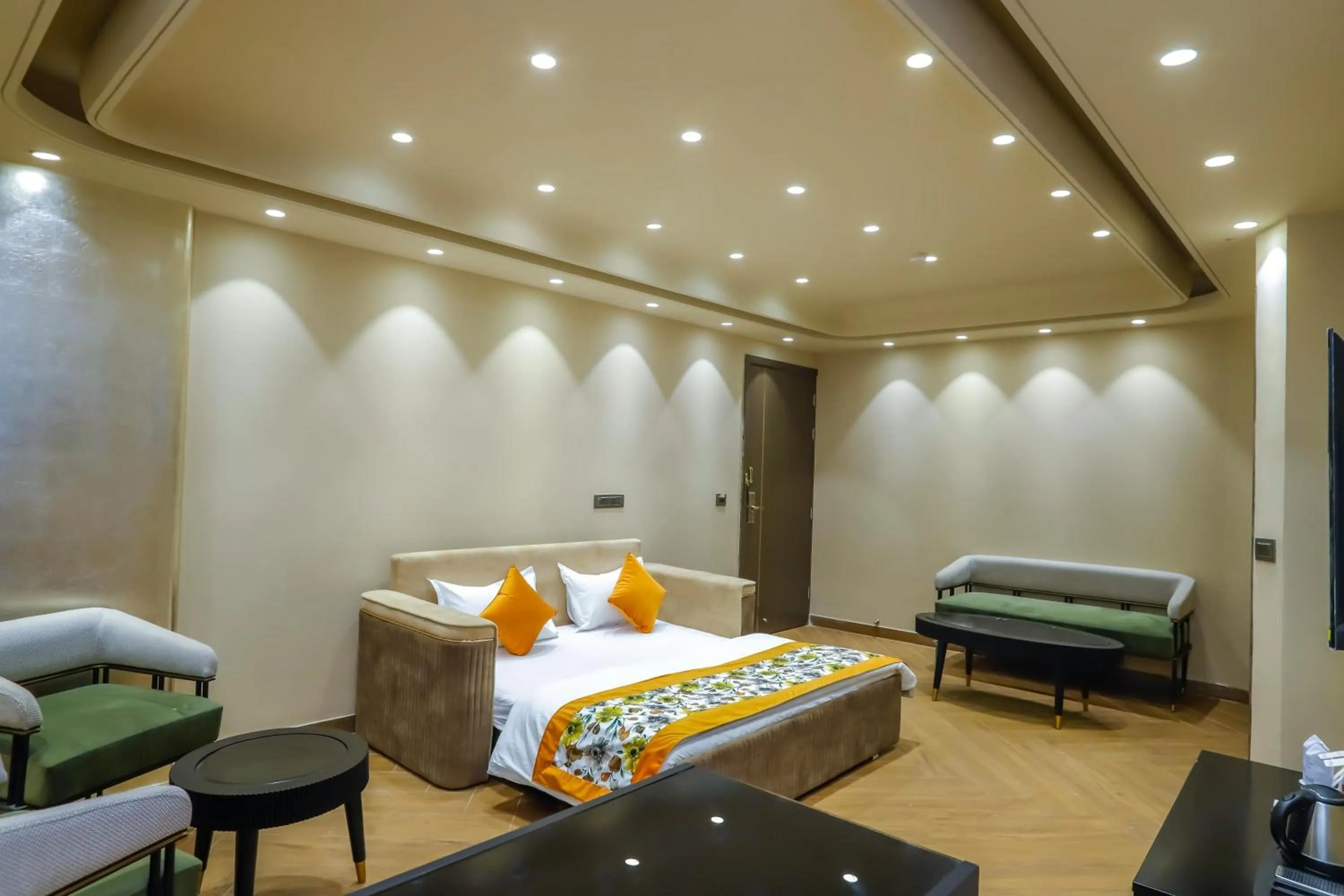 Bed in Qotel Signature Coleman Janakpuri