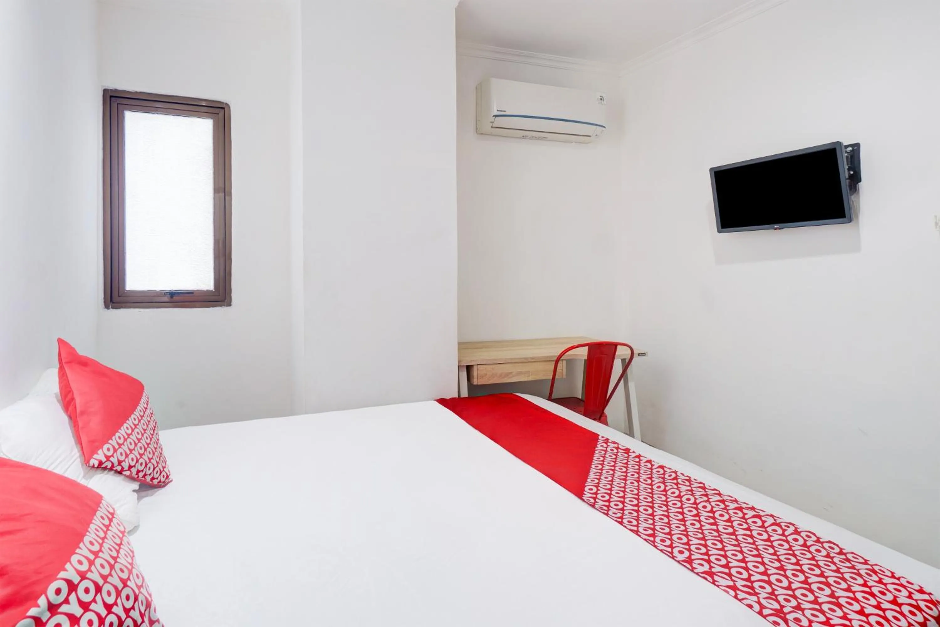 Bedroom, Bed in Collection O Gunung Sahari Near Ancol