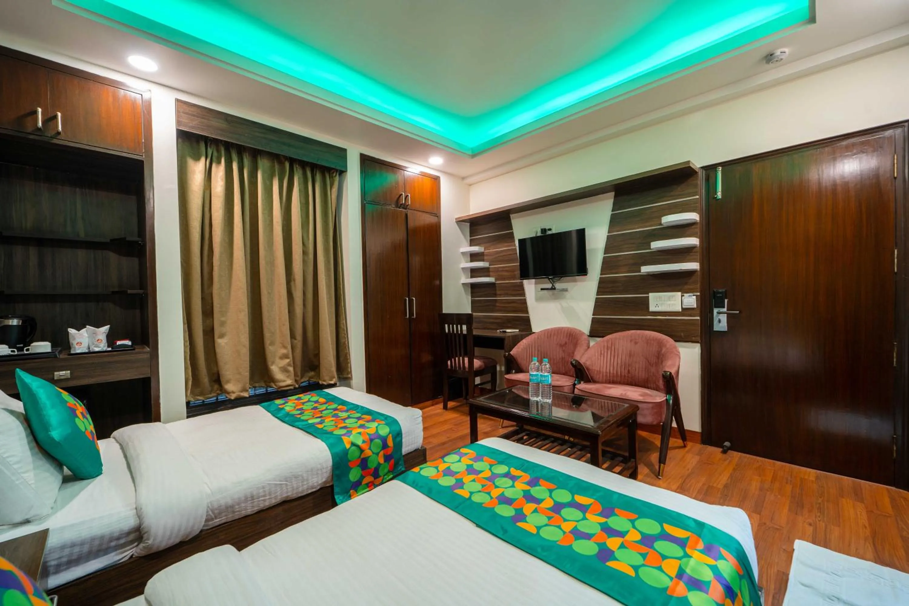 Bedroom, Bed in Treebo Marigold